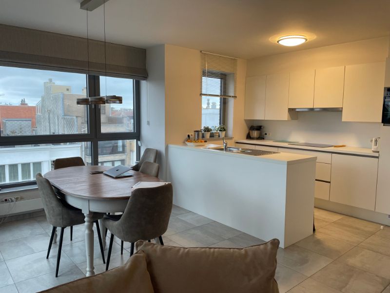 Charmant duplex-appartement met mooie, ruimte terrassen in hartje Koksijde-Bad! foto 4