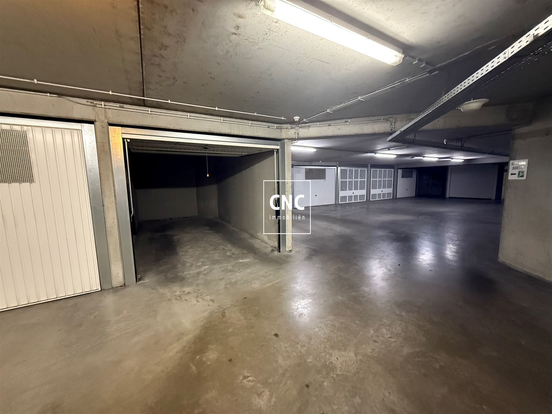 Makkelijk toegankelijke garage in het centrum van Knokke foto 2