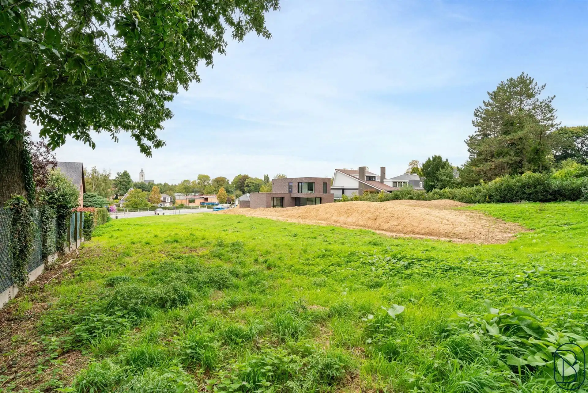 GOED en COMMERCIEEL gelegen BOUWGROND voor VILLA! foto 4