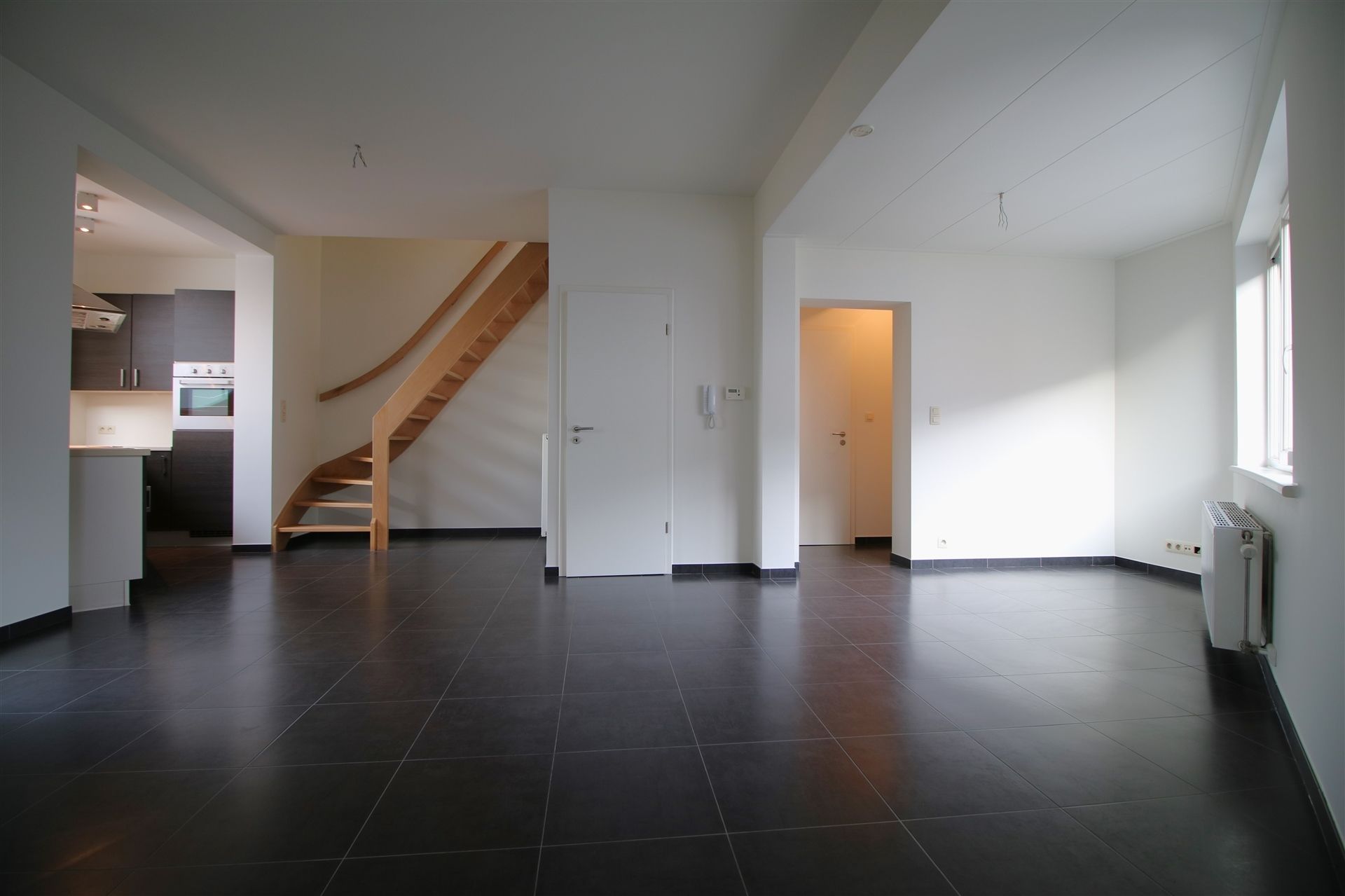 Duplexappartement met 2 slpk in het centrum foto {{pictureIndex}}