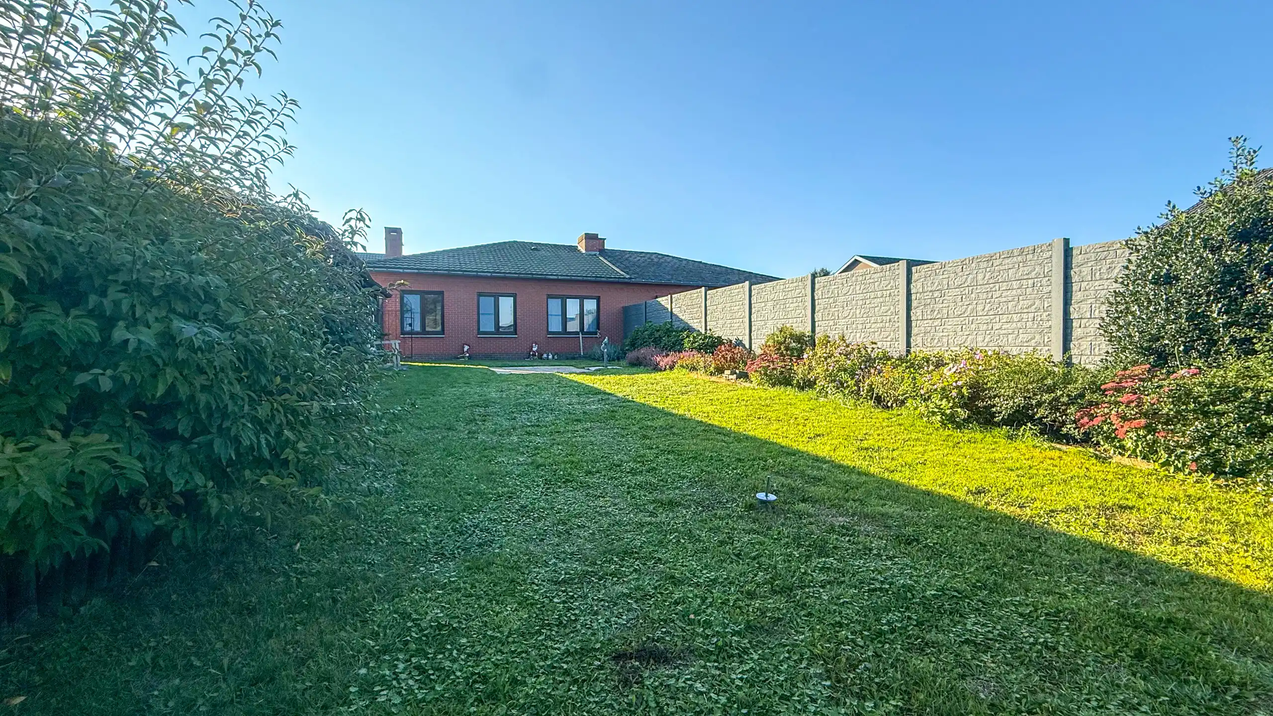 Gelijkvloerse woning met 3 slpks en grote garage te Heusden! foto 41