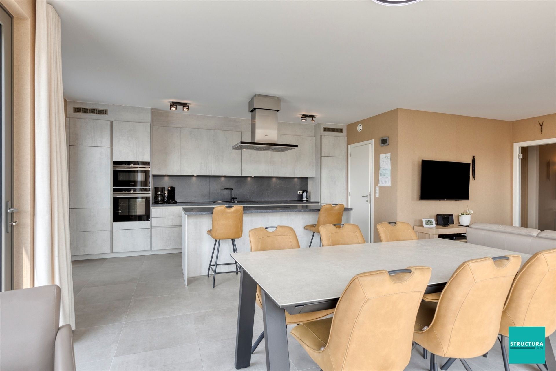 Stijlvol en energiezuinig penthouse met 3 kamers en staanplaats foto 9