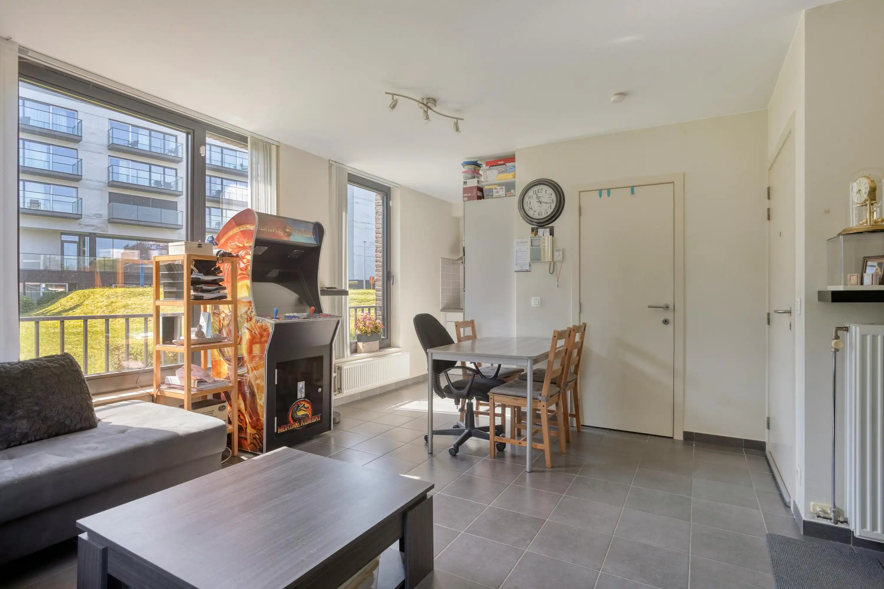 Recent appartement nabij Damse Vaart in Brugge foto 3