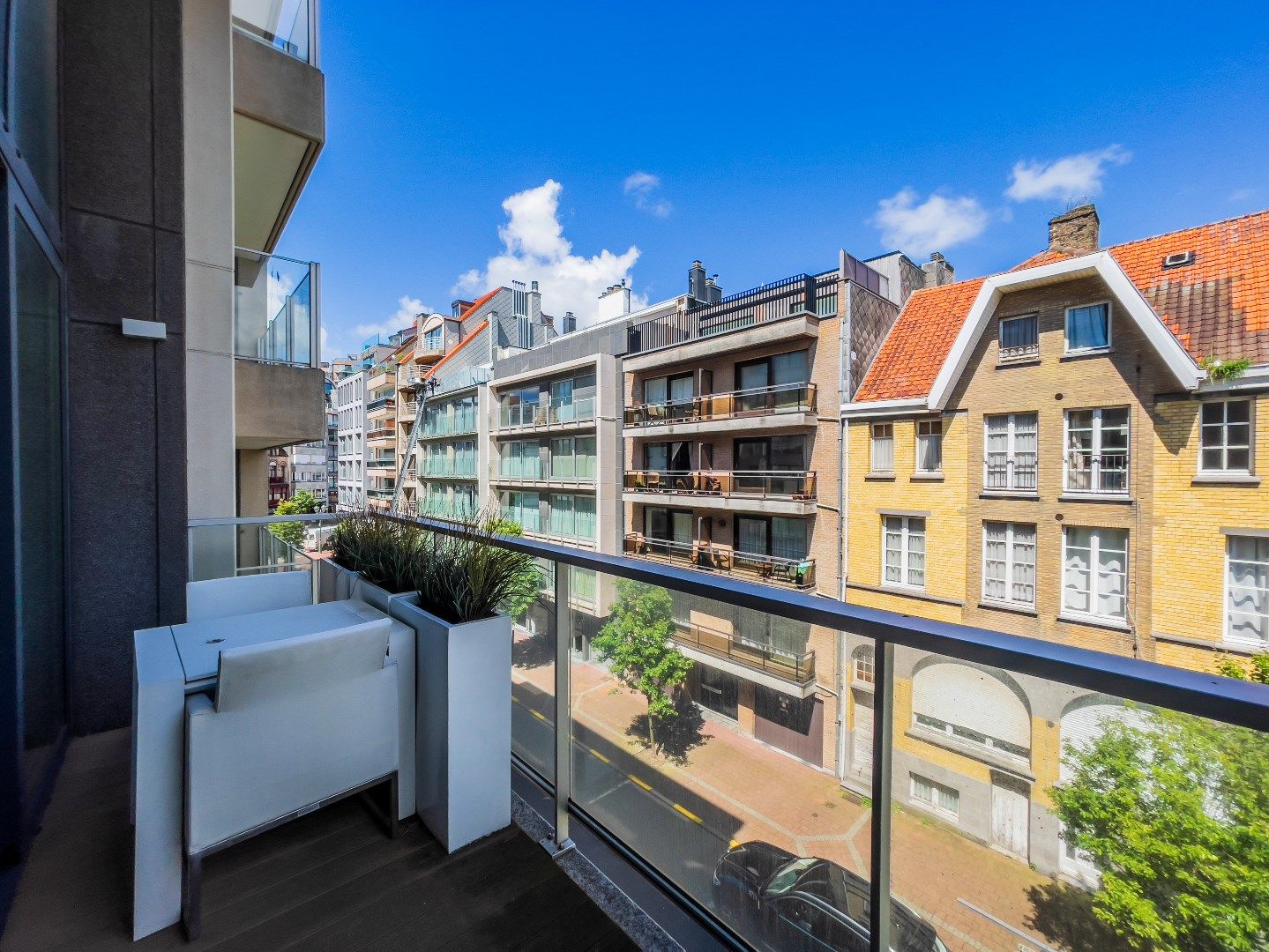 Instapklaar en luxueus mezzanine appartement vlakbij het Van Bunnenplein. foto 5