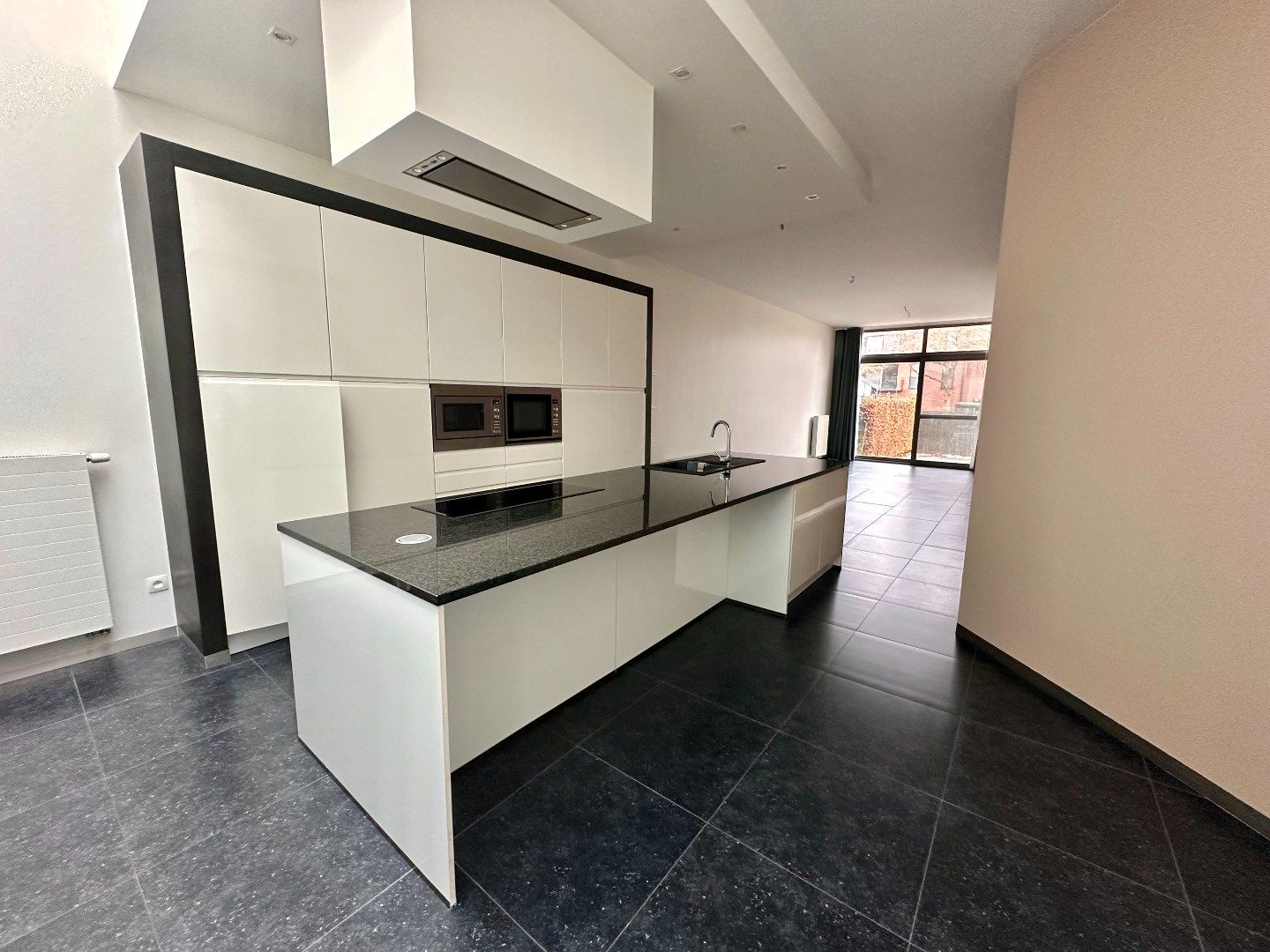 Instapklaar huis vlakbij het centrum van Hasselt! foto 2