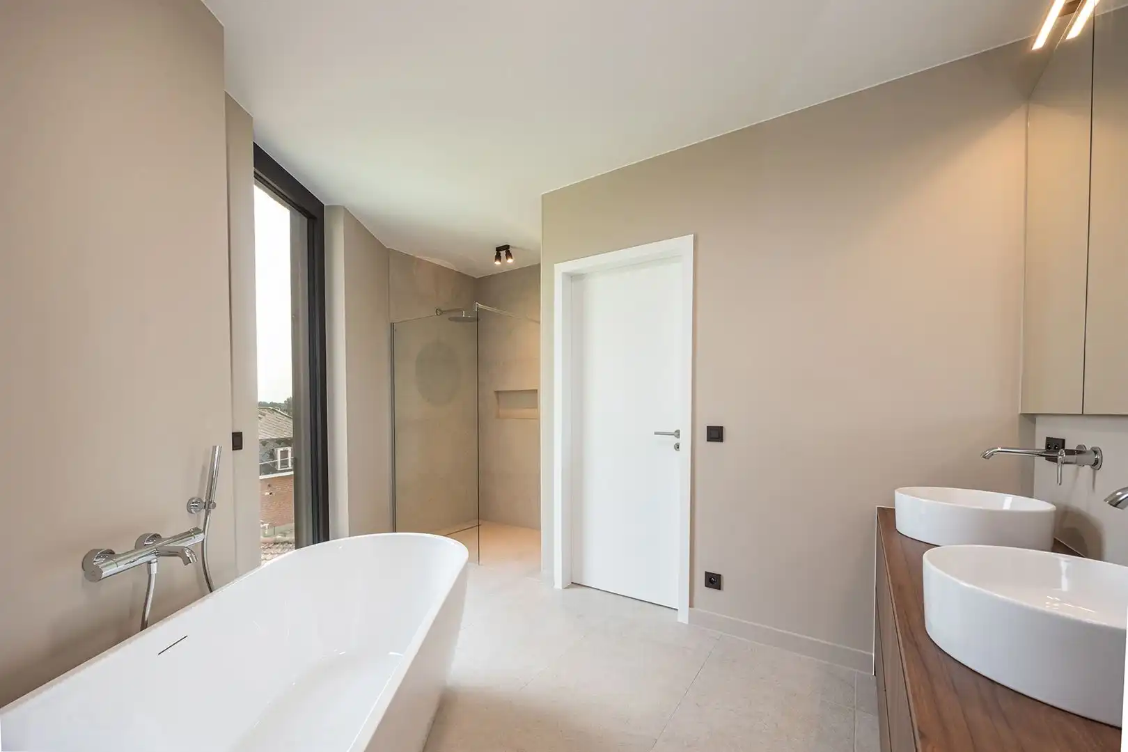 Exclusief penthouse met luxe afwerking en wijds uitzicht. foto 17
