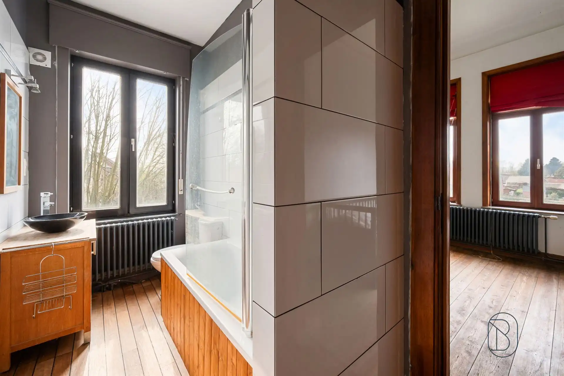 Imposante notariswoning met prachtige tuin! foto 36