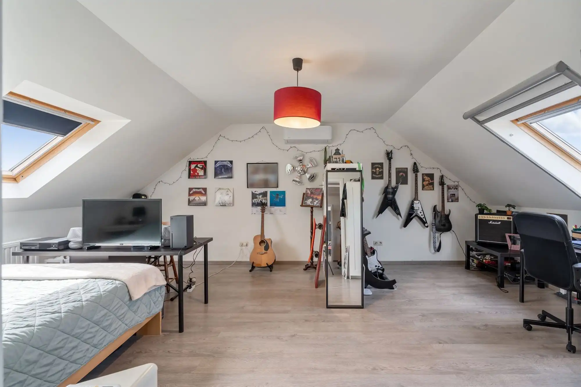 Ruime gezinswoning met garage/werkplaats op een perceel van 8a 97ca te Maaseik foto 25