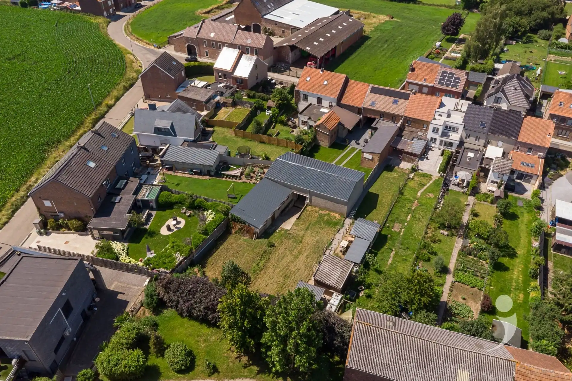 Volledig gerenoveerde hoeve met loods én verkavelingsmogelijkheid foto 33
