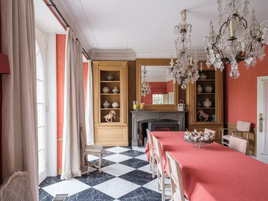 Exclusief landhuis met voormalig koetshuis, gelegen op een prachtig domein van circa 34.000 m² in Evergem foto 12