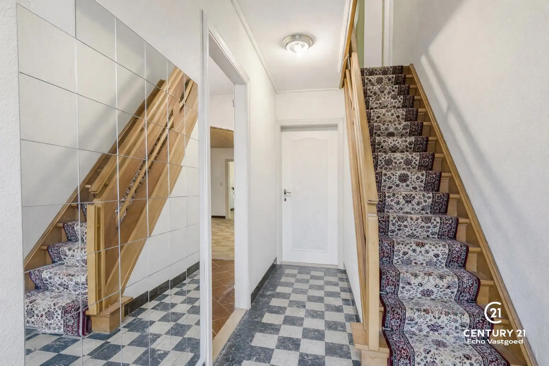 Te renoveren woning met potentieel in hartje Oud-Turnhout foto 14