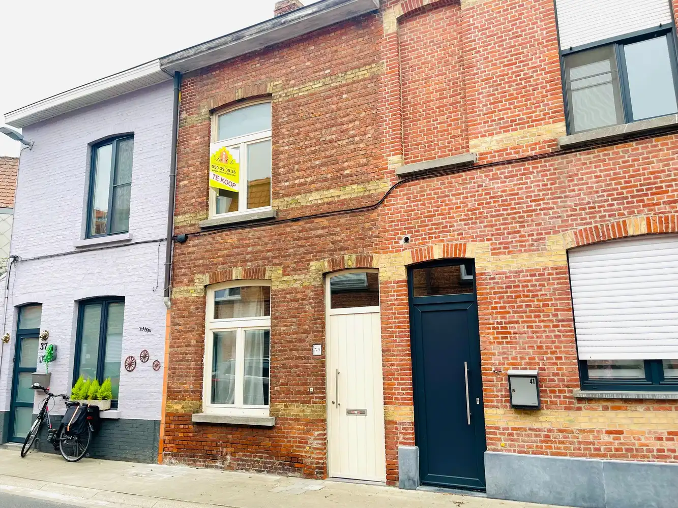 Assebroek, leuk ENERGIEZUINIG gezellig &nbsp;instapklaar woonhuis met 3 SLAAPKAMERS en tuintje foto 9