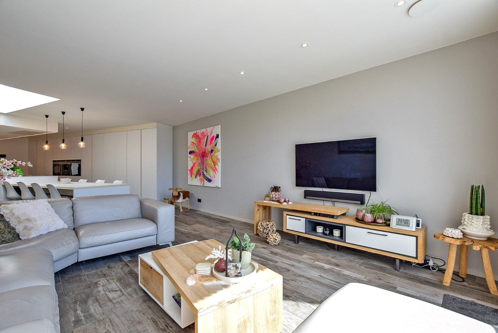 Instapklare, energiezuinige woning met aparte gastenunit in het hartje van Veurne. foto 4