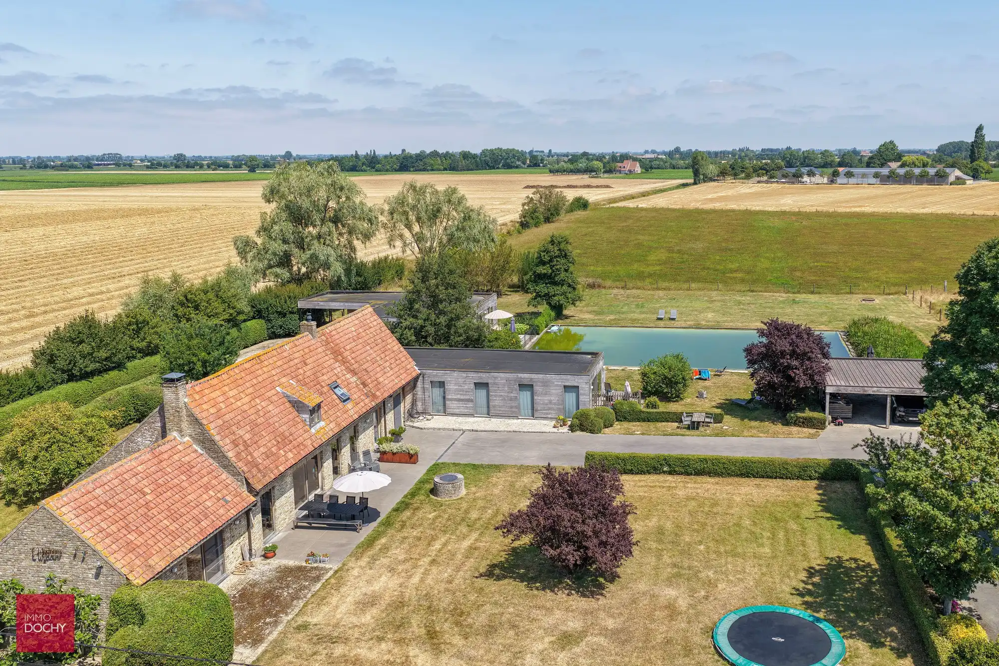 Landelijke woning met 2 vakantiewoningen en hoevewinkel foto 7