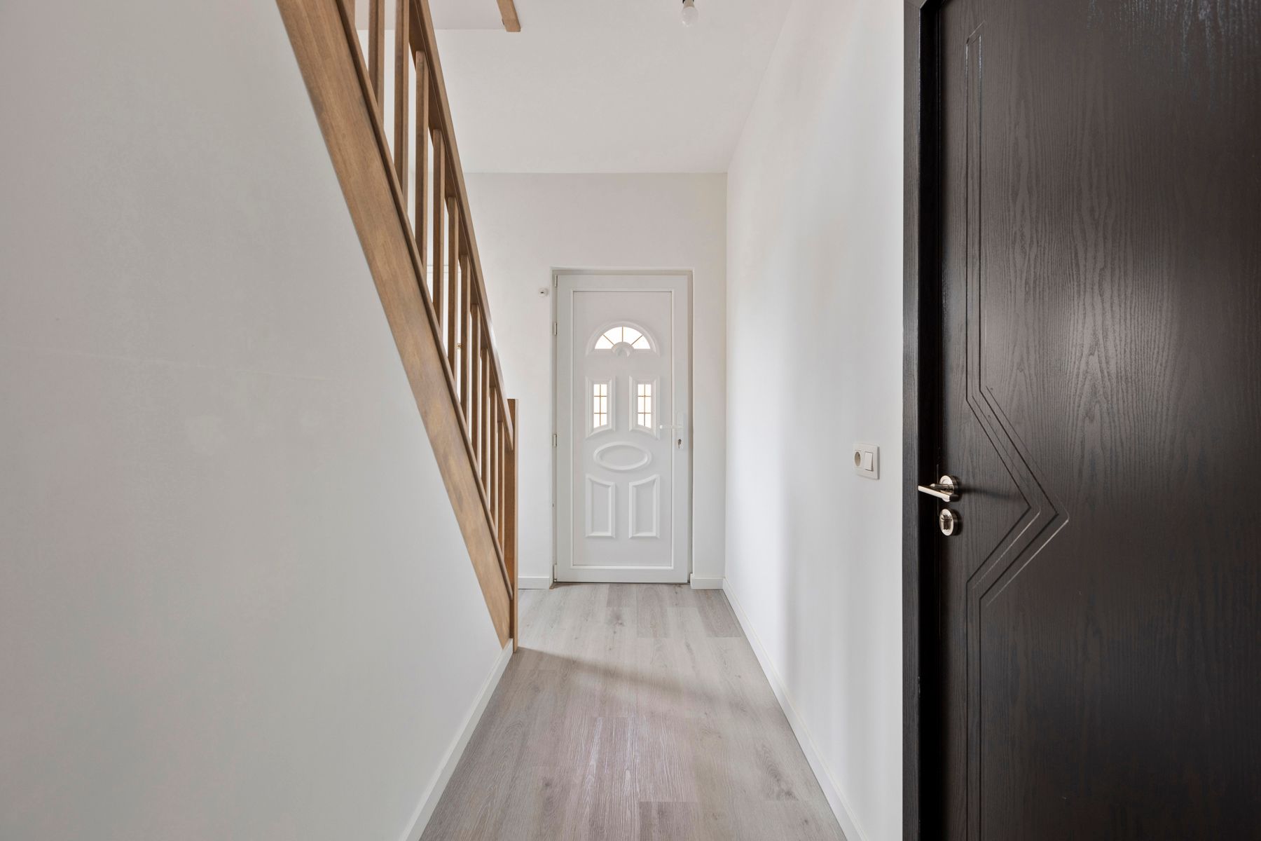 Gerenoveerde woning met drie slaapkamers foto 7
