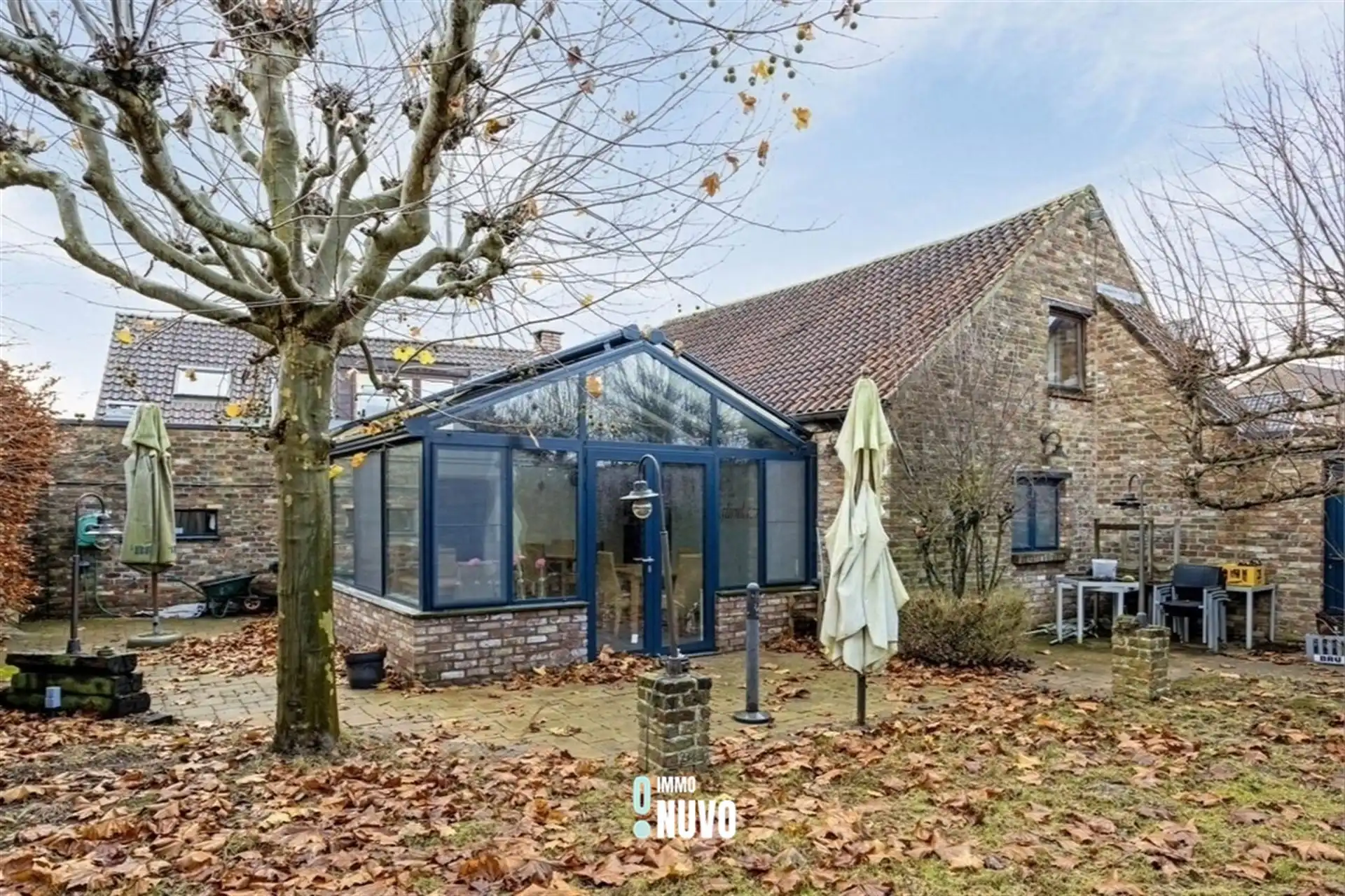 Hoofdfoto van de publicatie: Polyvalent handelspand met woning op topligging 