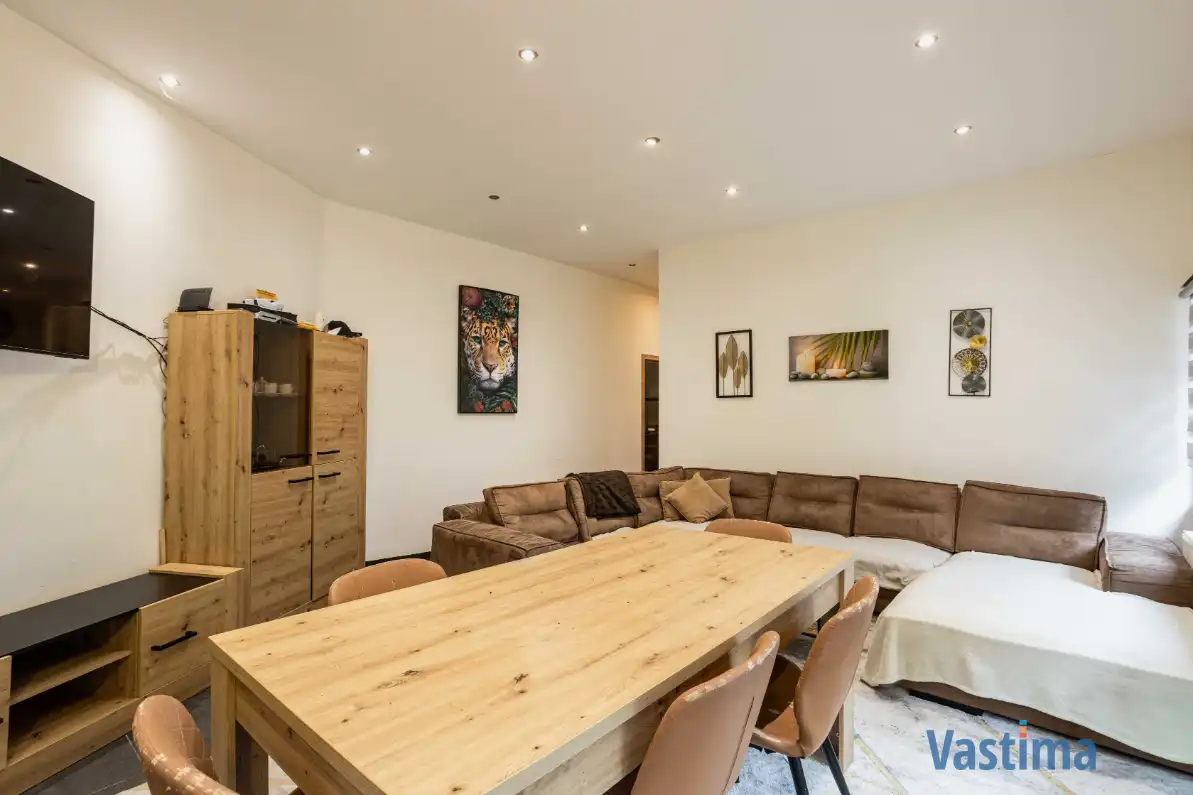Ruime woning met twee volwaardige wooneenheden nabij centrum Aalst foto 5