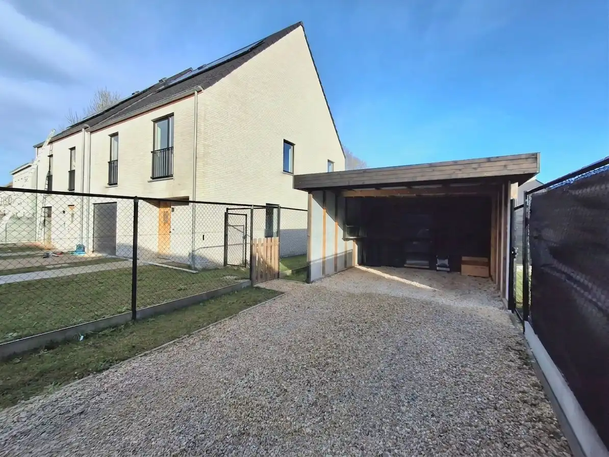NIEUWBOUWWONING IN HARTJE POESELE MET 3 SLPKS, TUIN & CARPORT foto 12