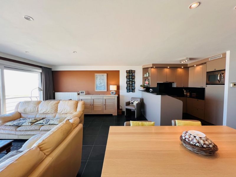 Luxueus appartement met 3 kamers en frontaal zeezicht foto 5