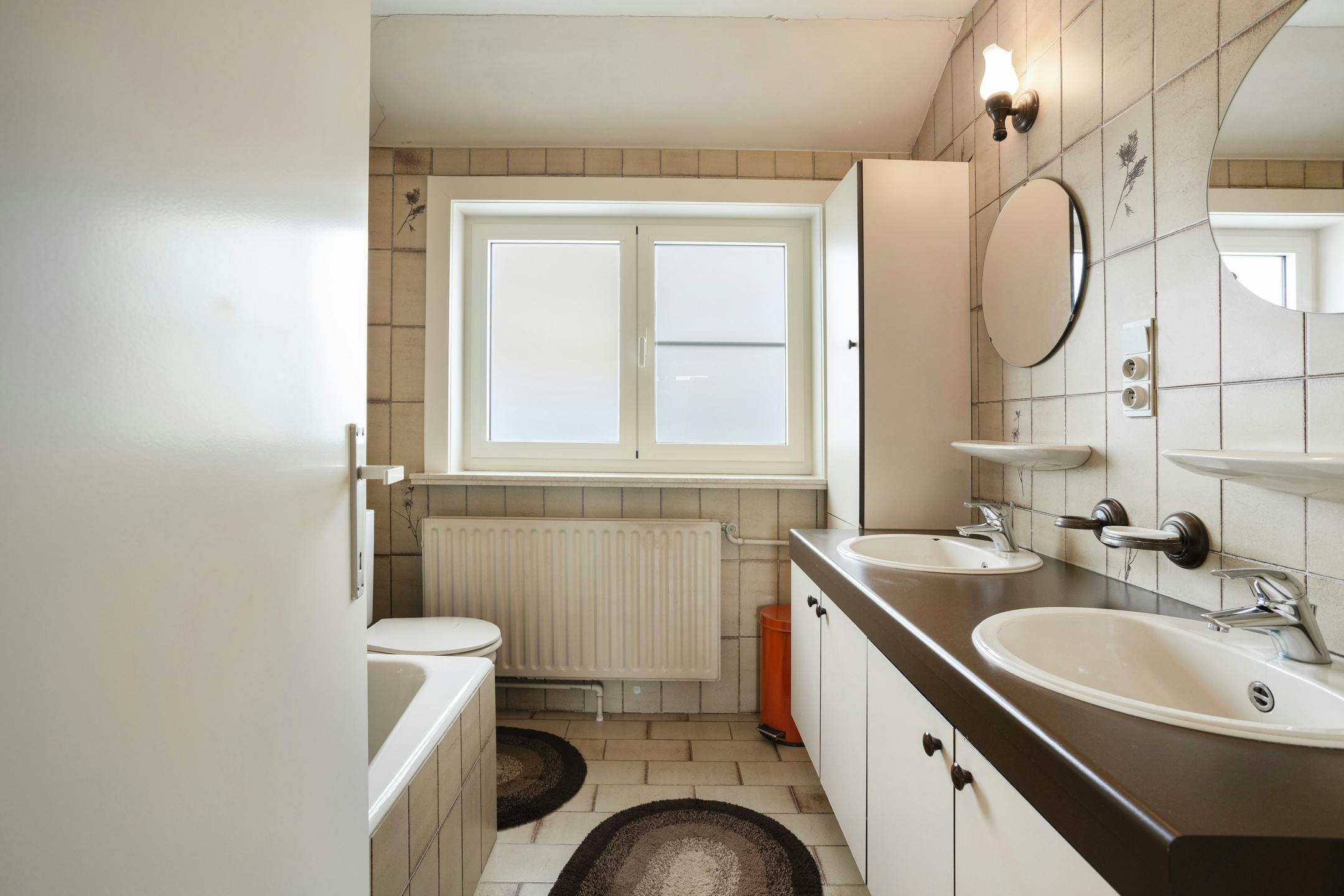 Instapklare woning in de Kardinaal Cardijnlaan te Izegem  foto 12