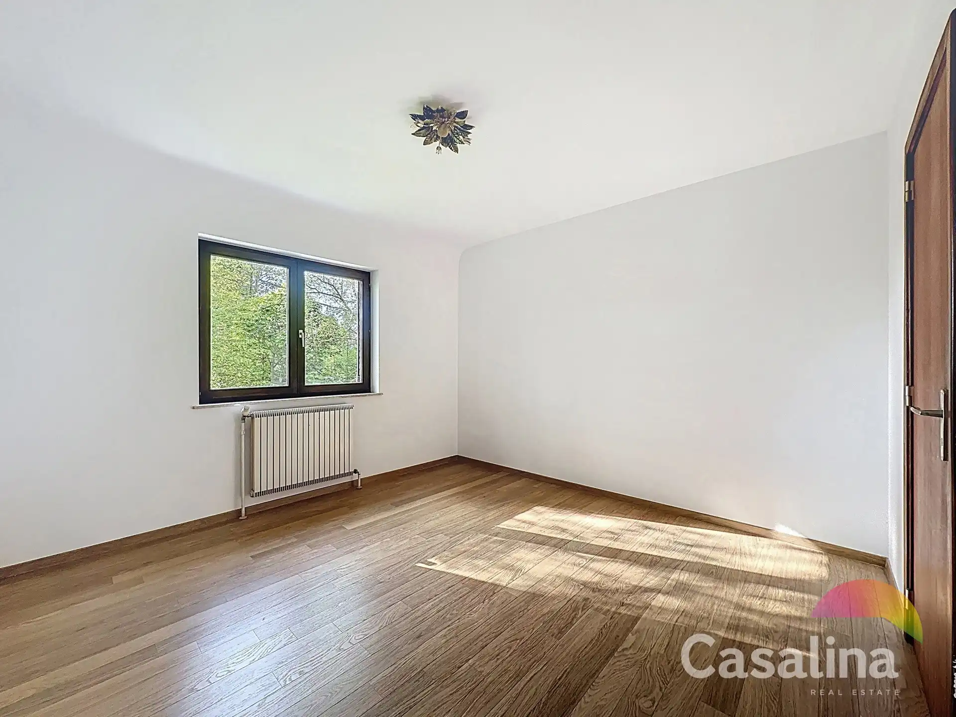 Karaktervolle woning met 5 slaapkamers en tuin foto 8