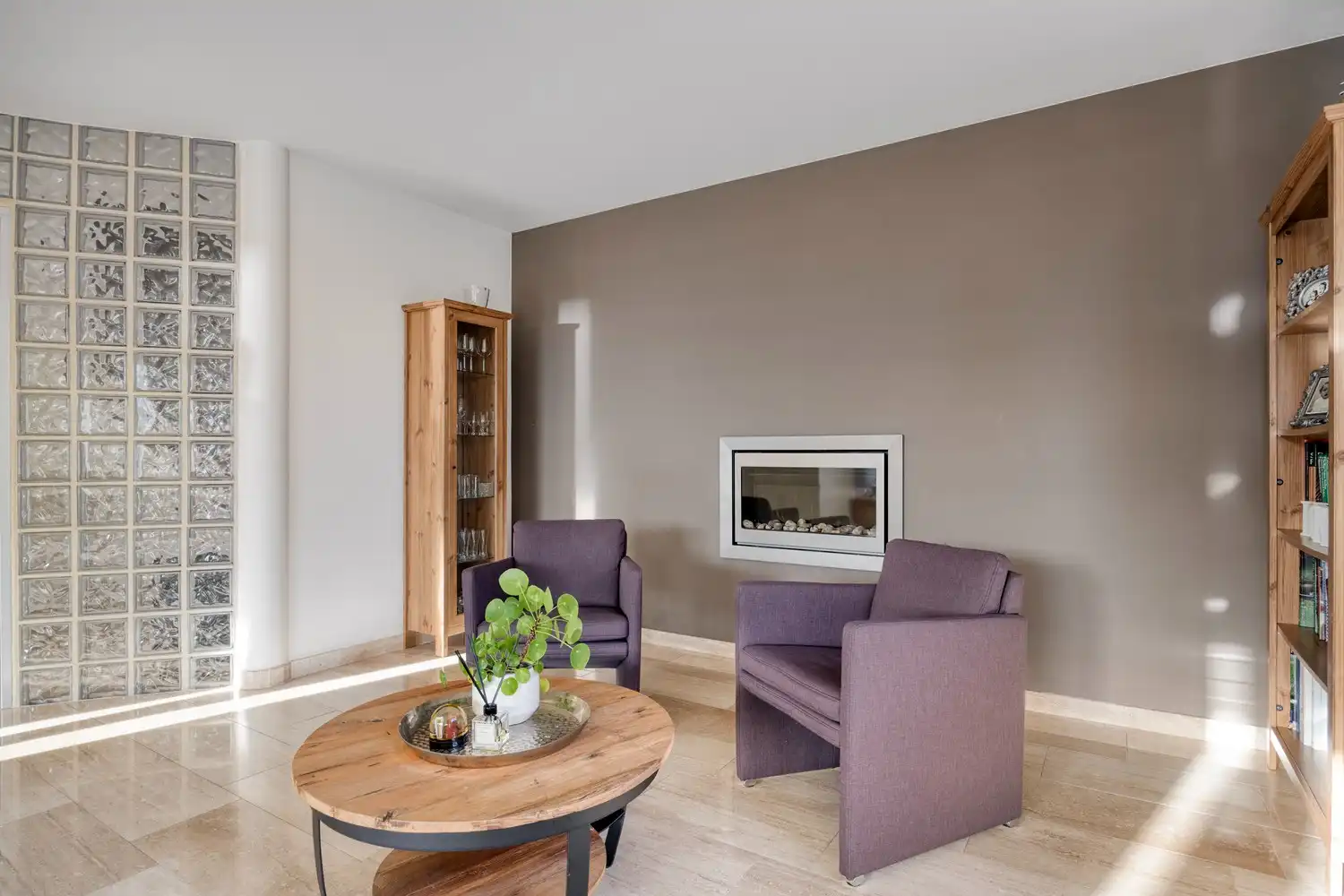 Ruime, energiezuinige gezinswoning met ingebouwd zwembad op toplocatie in Lanaken foto 21