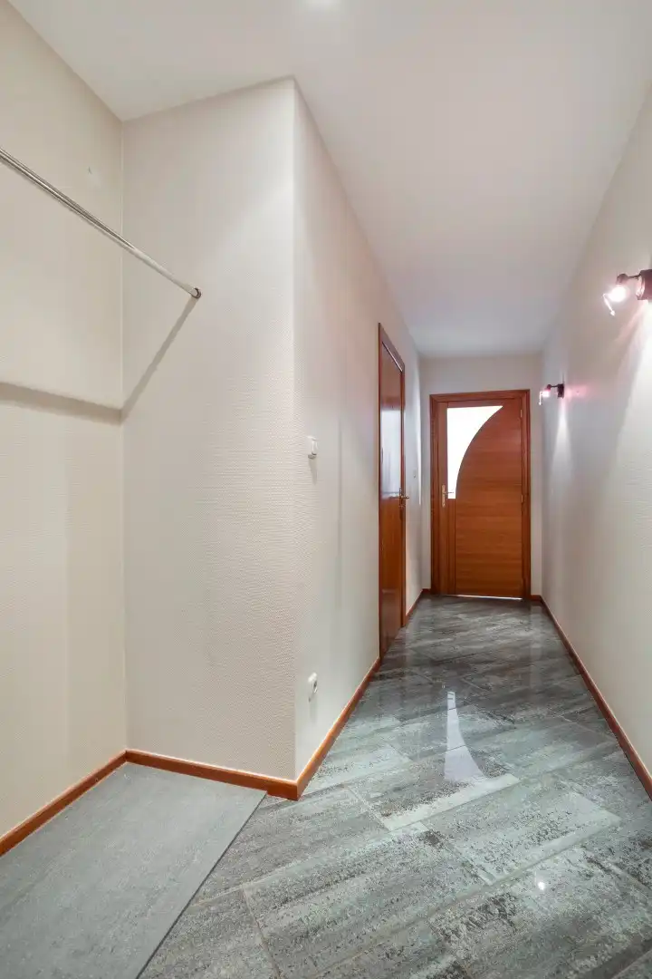 APPARTEMENT VAN 175m² MET 2 SLAAPKAMERS, 2 TERRASSEN en GESLOTEN GARAGE IN LANAKEN CENTRUM !  foto 19