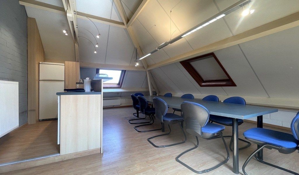 Gerenoveerd kantoor te huur vlakbij Technopolis in Mechelen foto 9