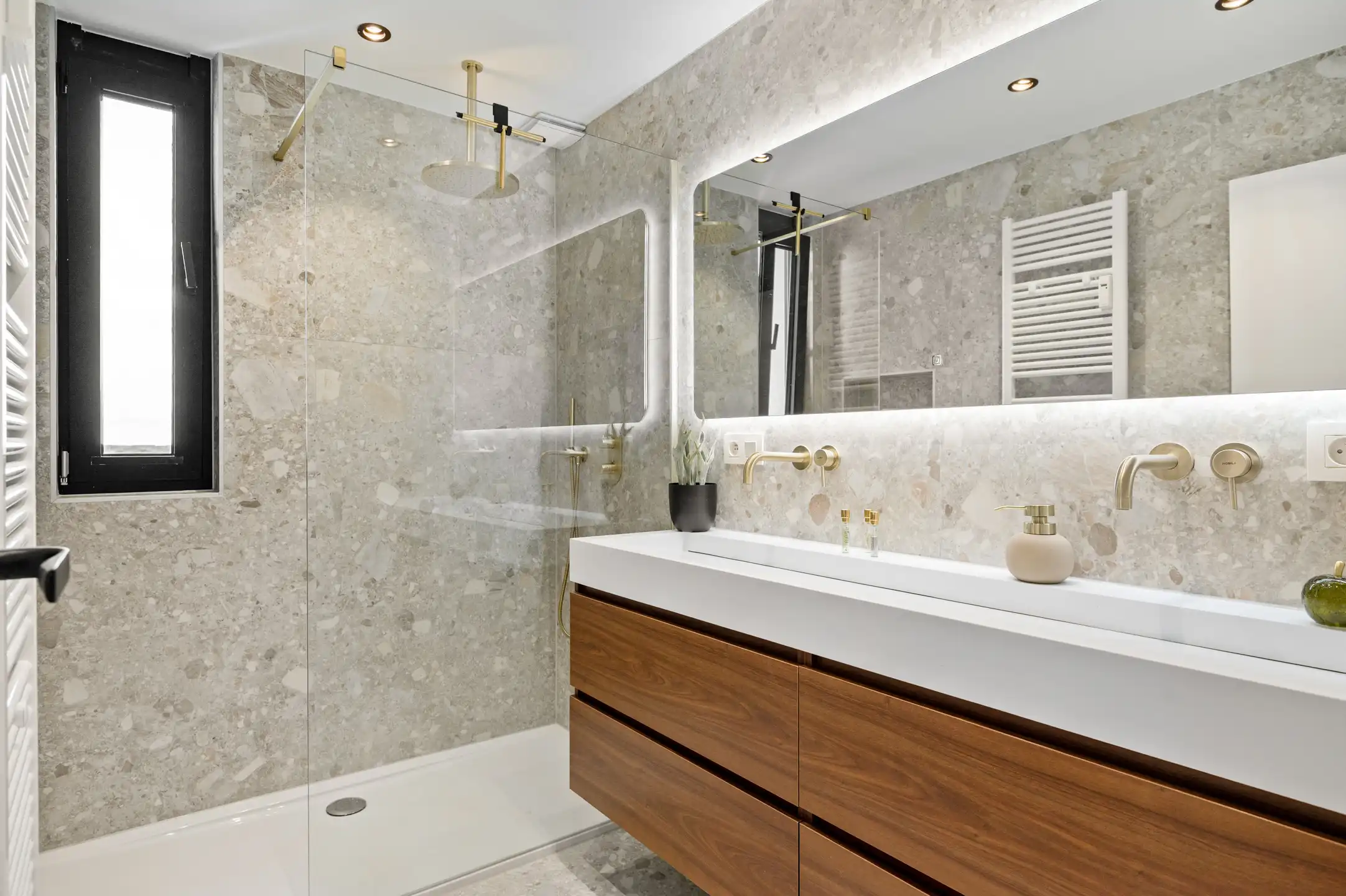 Prachtig gerenoveerd 3-slk.-appartement op toplocatie foto 12