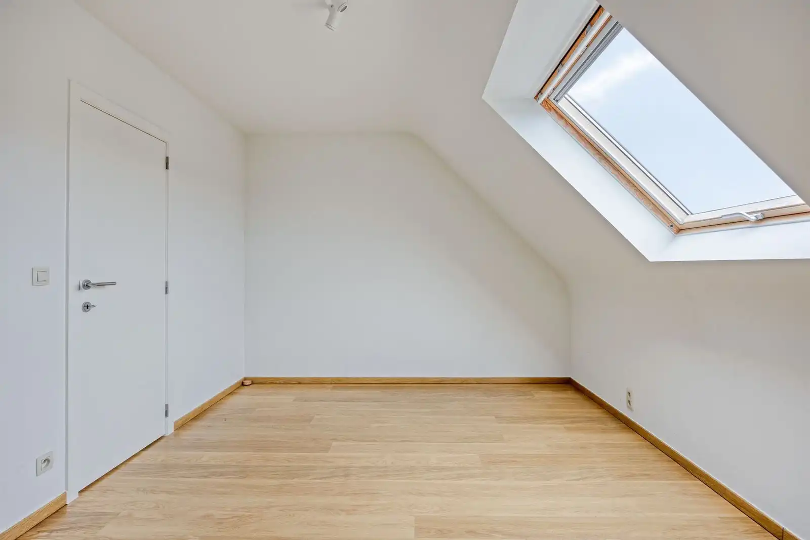 Duplex appartement te koop met 2 slaapkamers foto 16