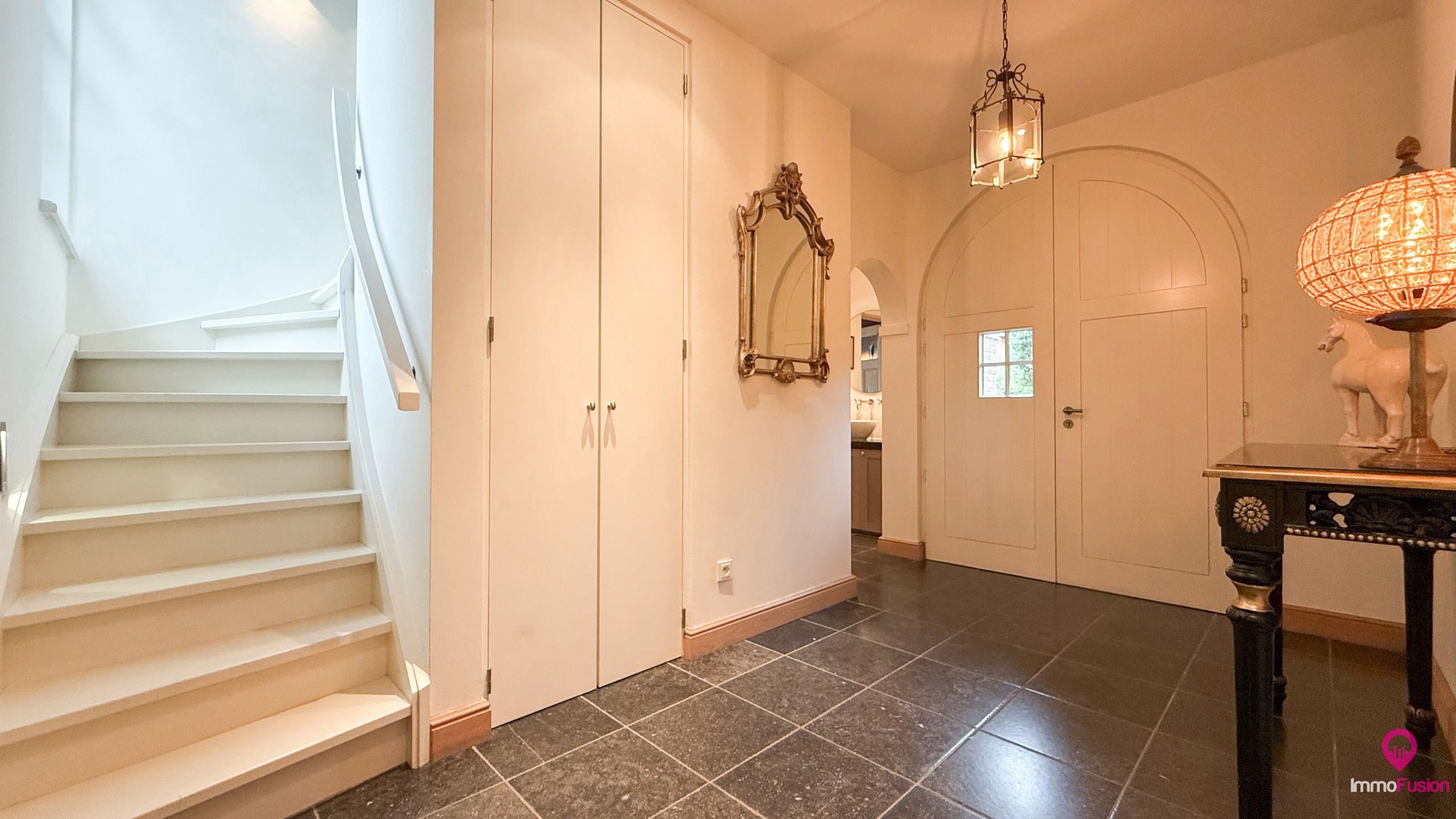 Zeer mooi ontworpen villa met 3 badkamers in Heusden-Zolder! foto 27