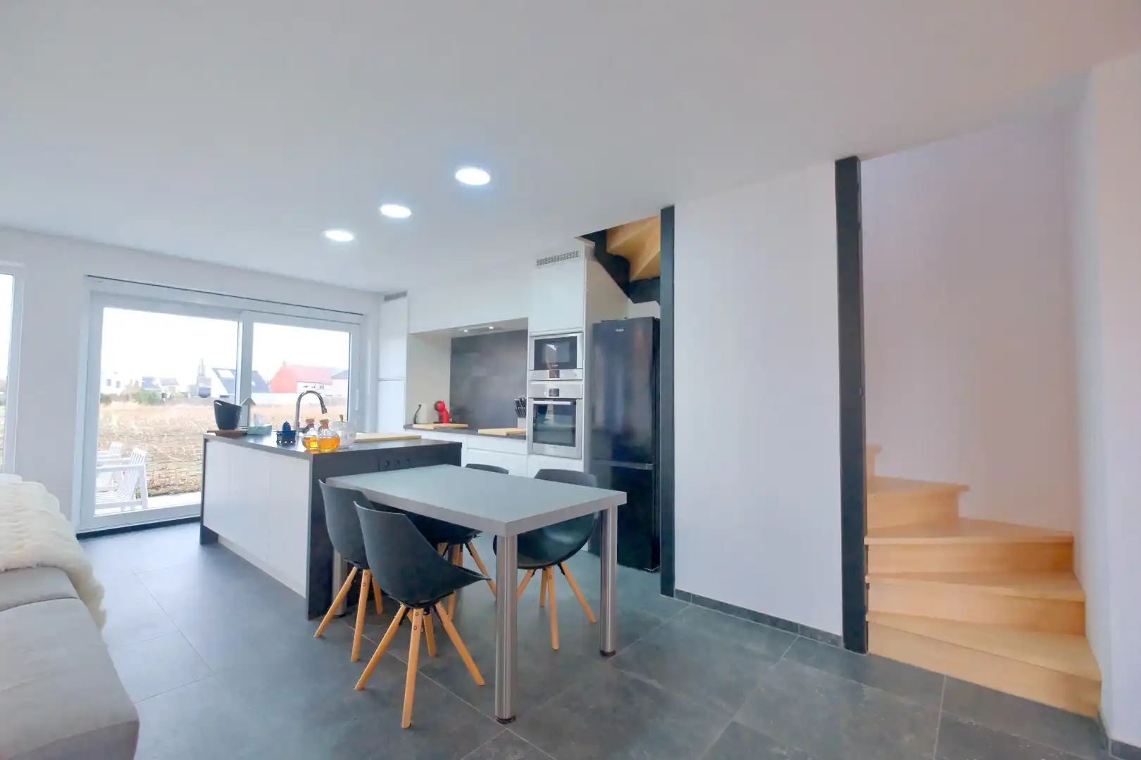 Lichtervelde - Prachtige woning met 3 slpks en staanplaats! foto 11