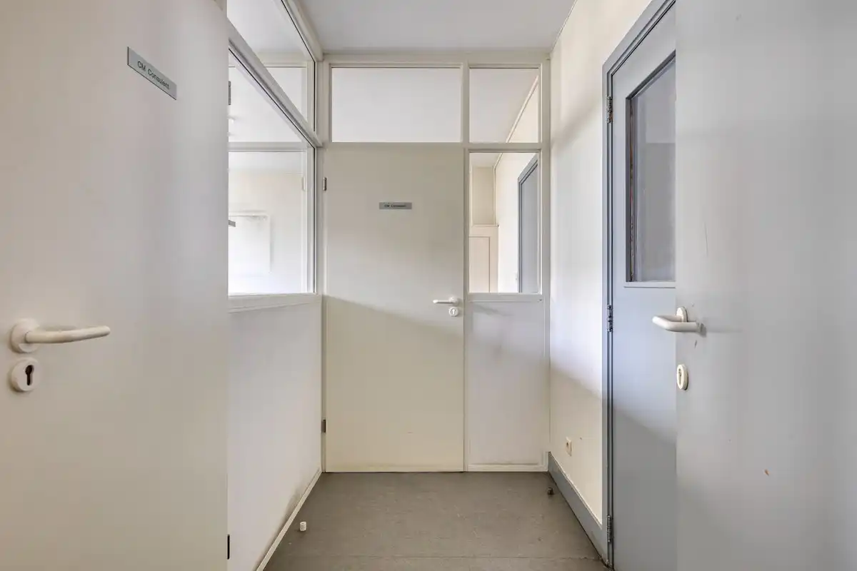 Multifunctioneel gebouw in het centrum van Merchtem. foto 11