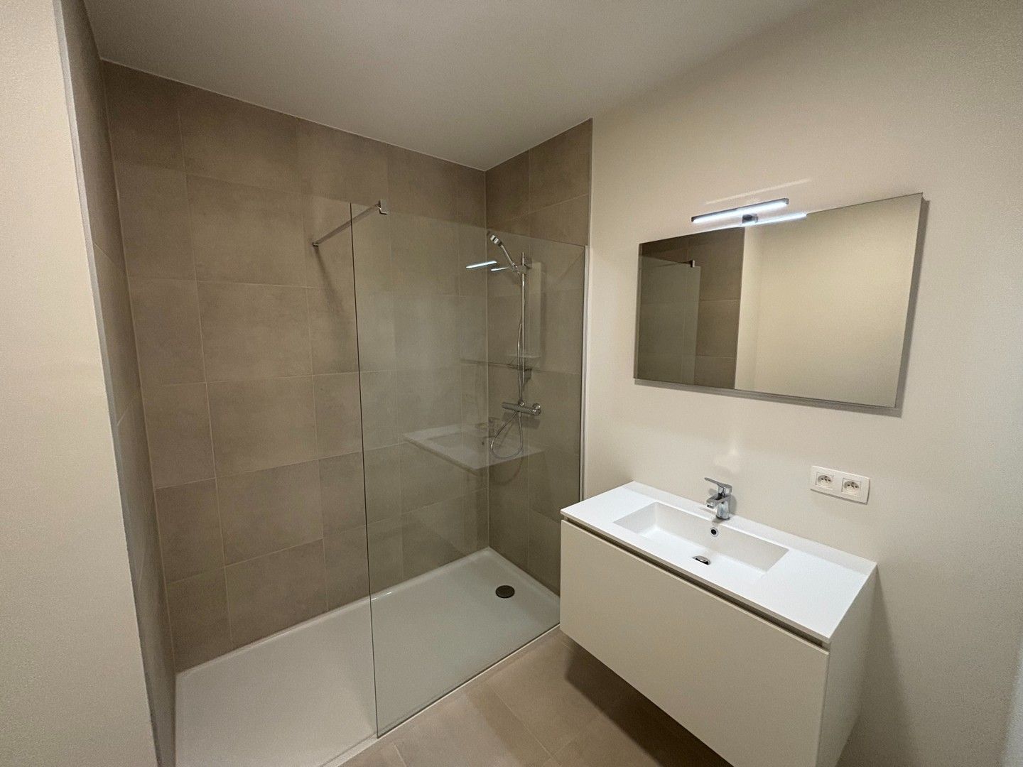 UNIEKE KANS: Gloednieuw & Instapklaar wonen op de Oude Kodaksite! foto 9