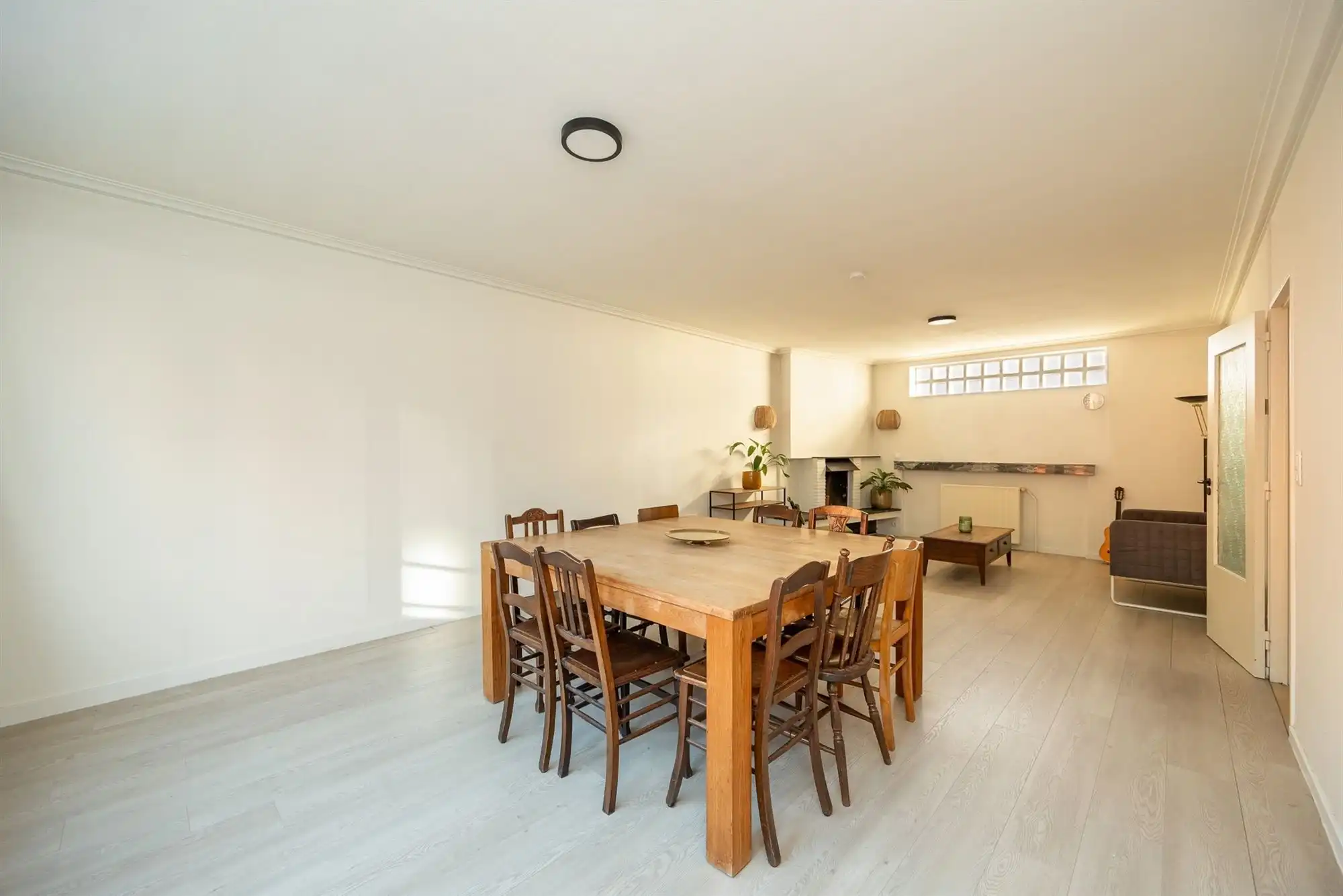 Ruim appartement met 3 slaapkamers en staanplaats foto 6