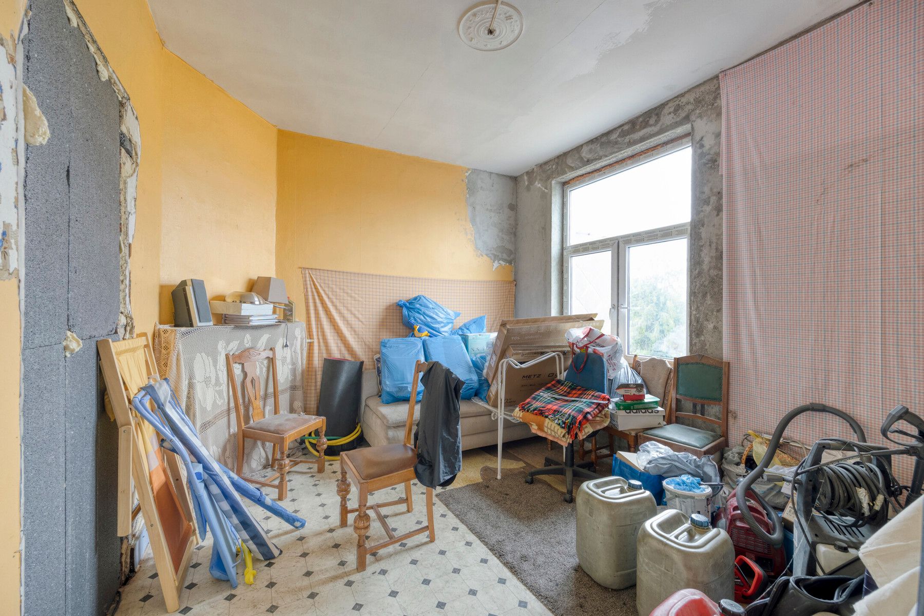 Handelspand met bewoning op topligging foto 23