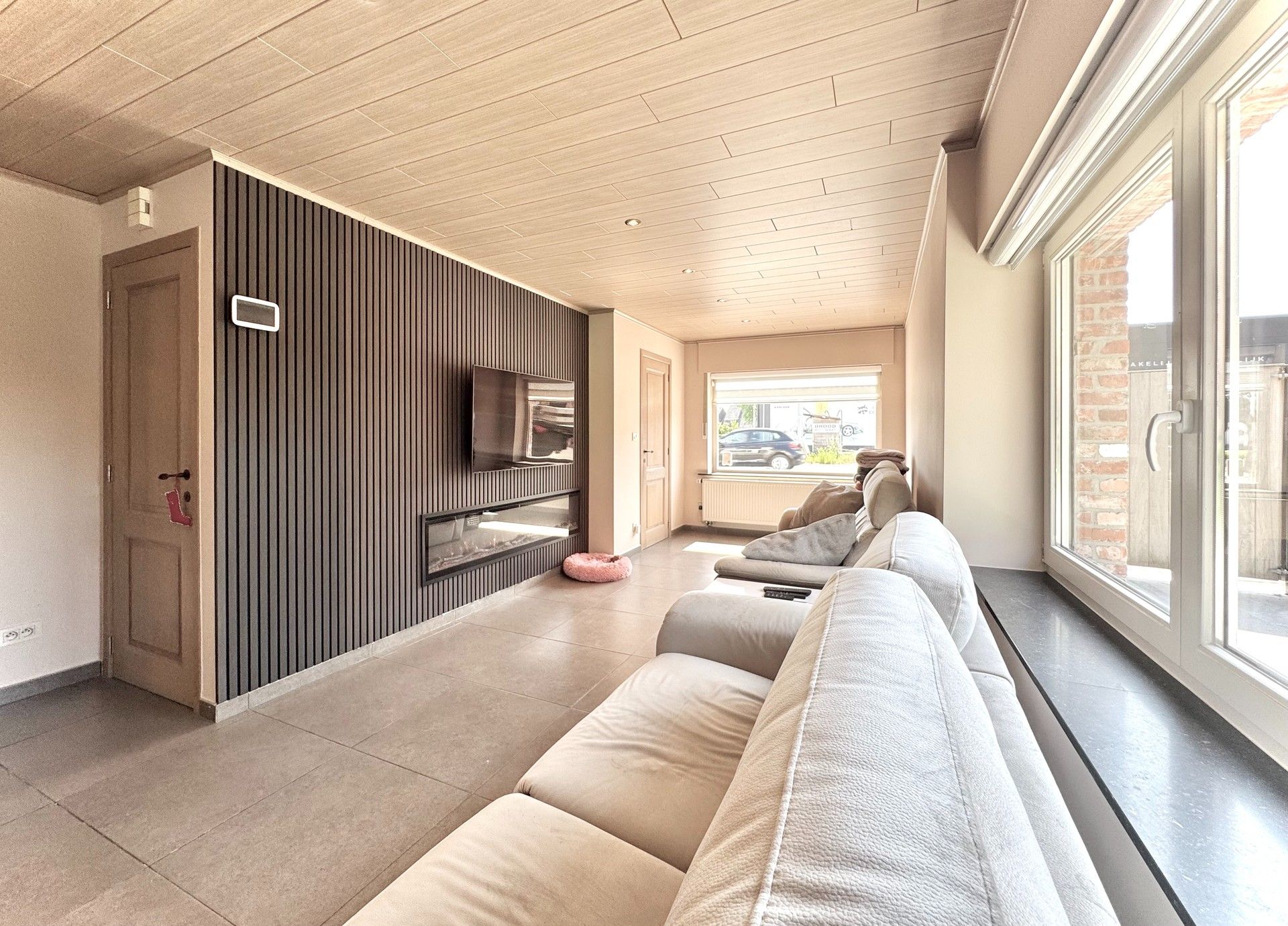 HOB met BIJGEBOUW en uitweg achteraan op 416 m² foto 11
