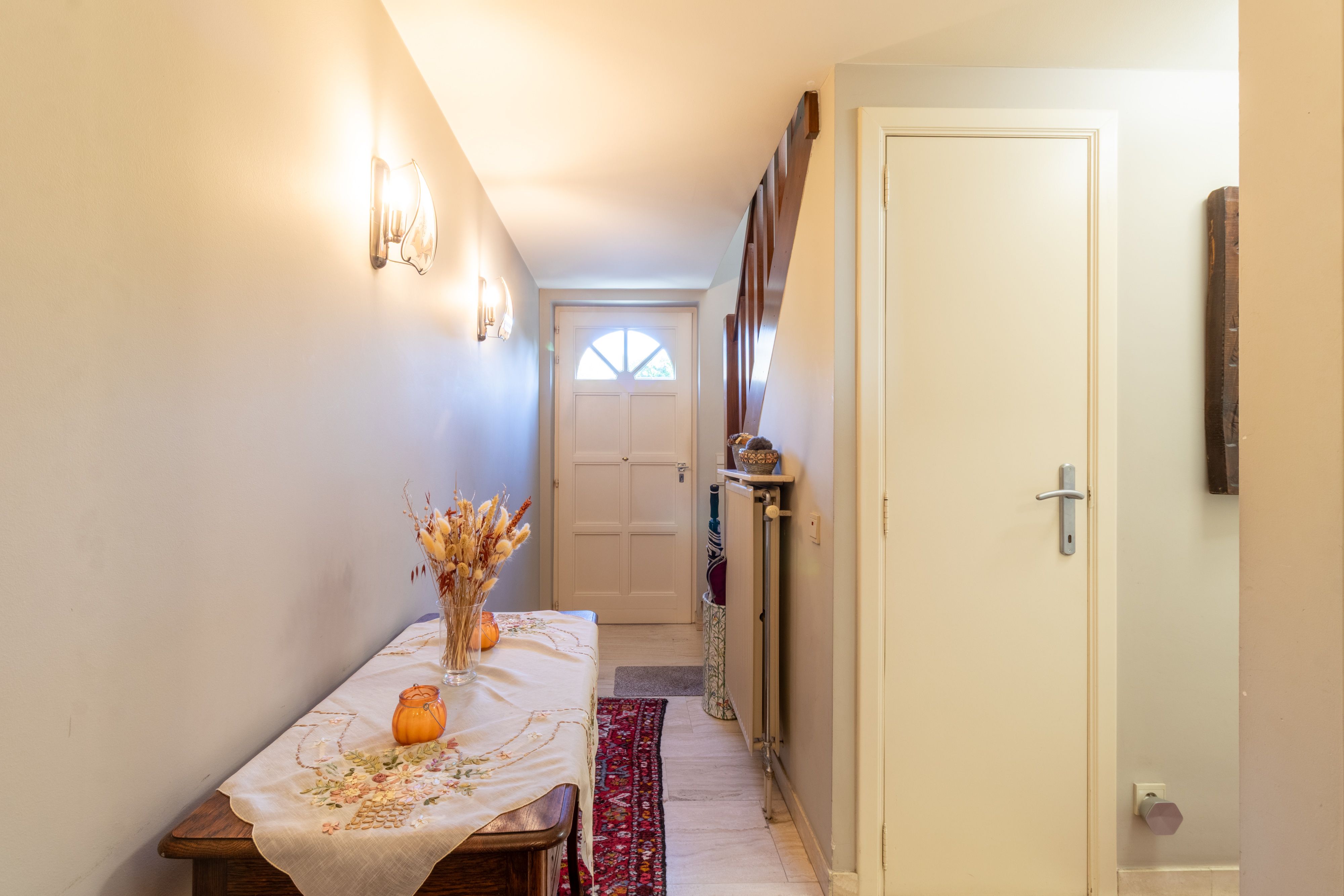 Goed gelegen woning met tuin en garage in Hove foto 7