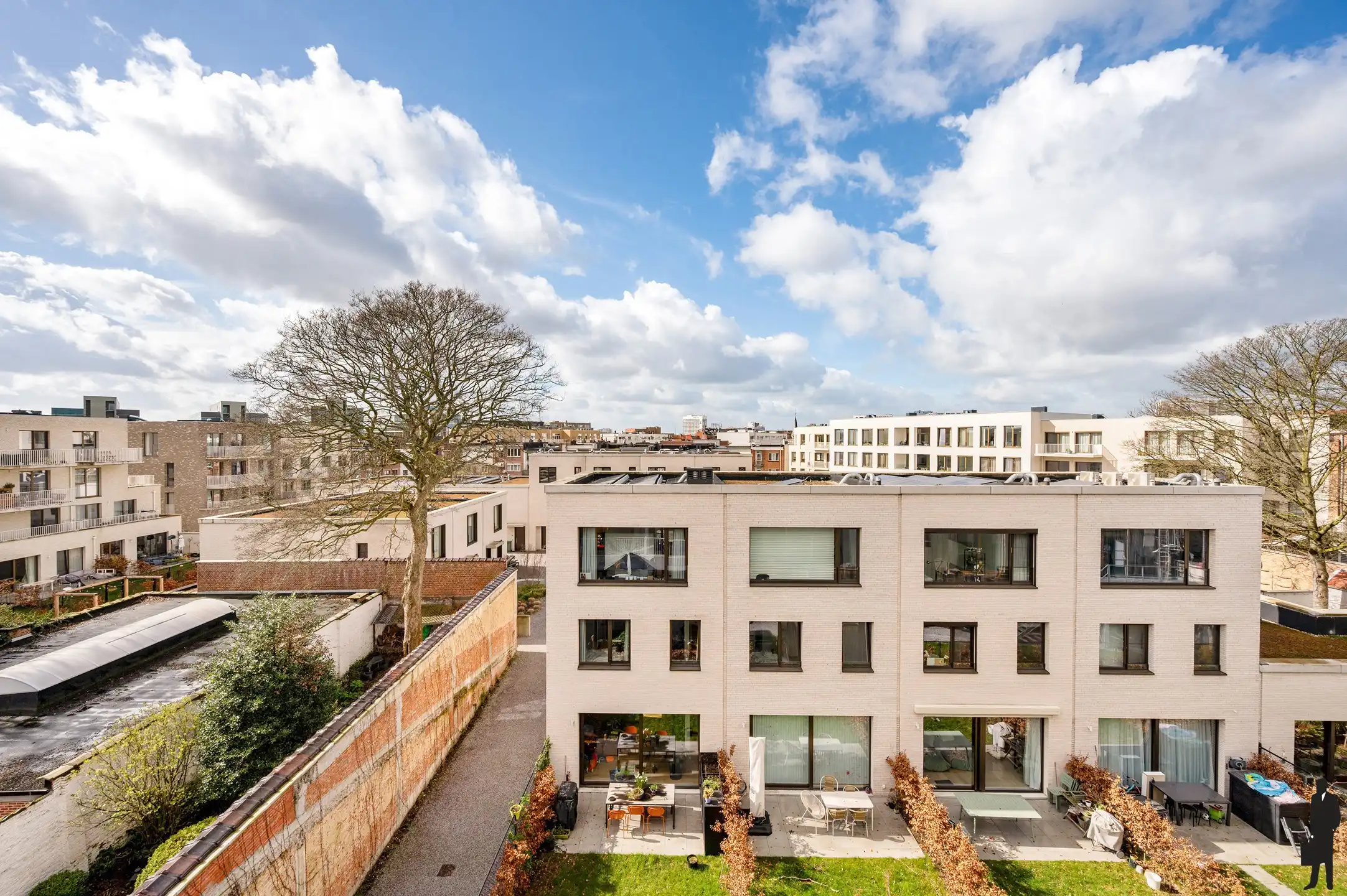 Instapklaar nieuwbouwappartement met terras foto 12