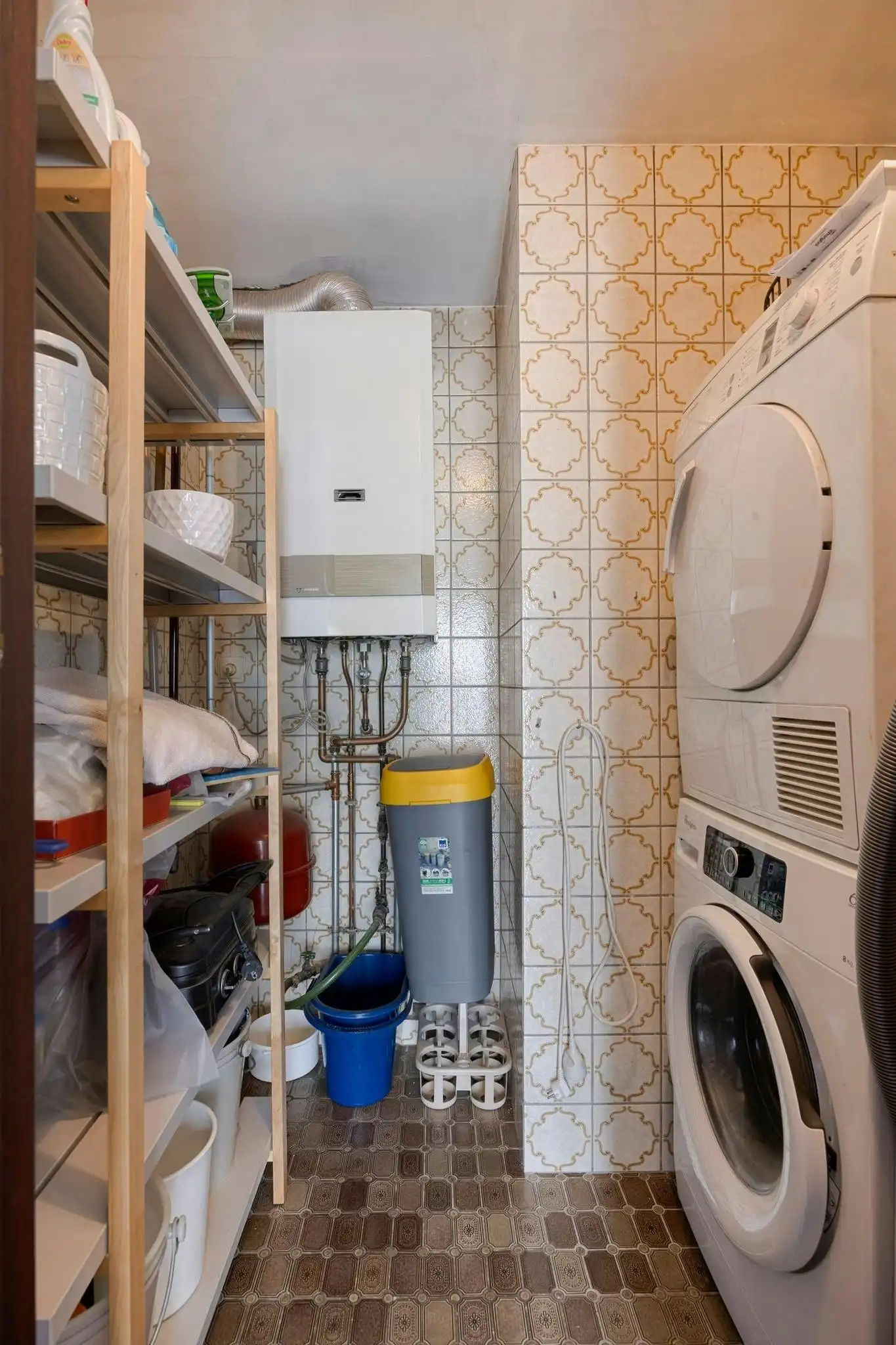 Appartement met 2 slaapkamers en autostaanplaats te koop in Hoboken foto 8