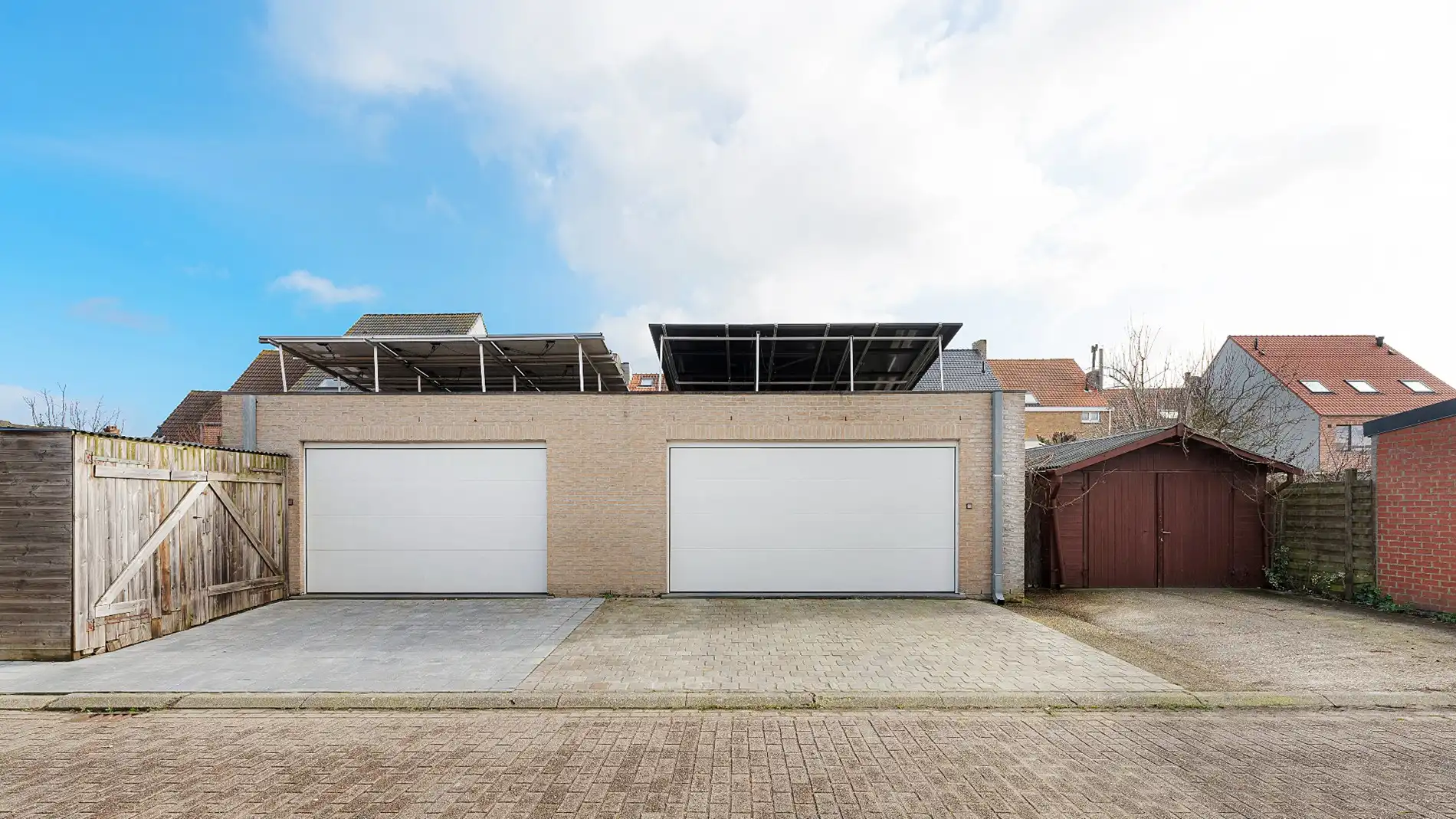  Instapklare en ruime gezinswoning met dubbele garage in het hart van Zeebrugge. foto 13