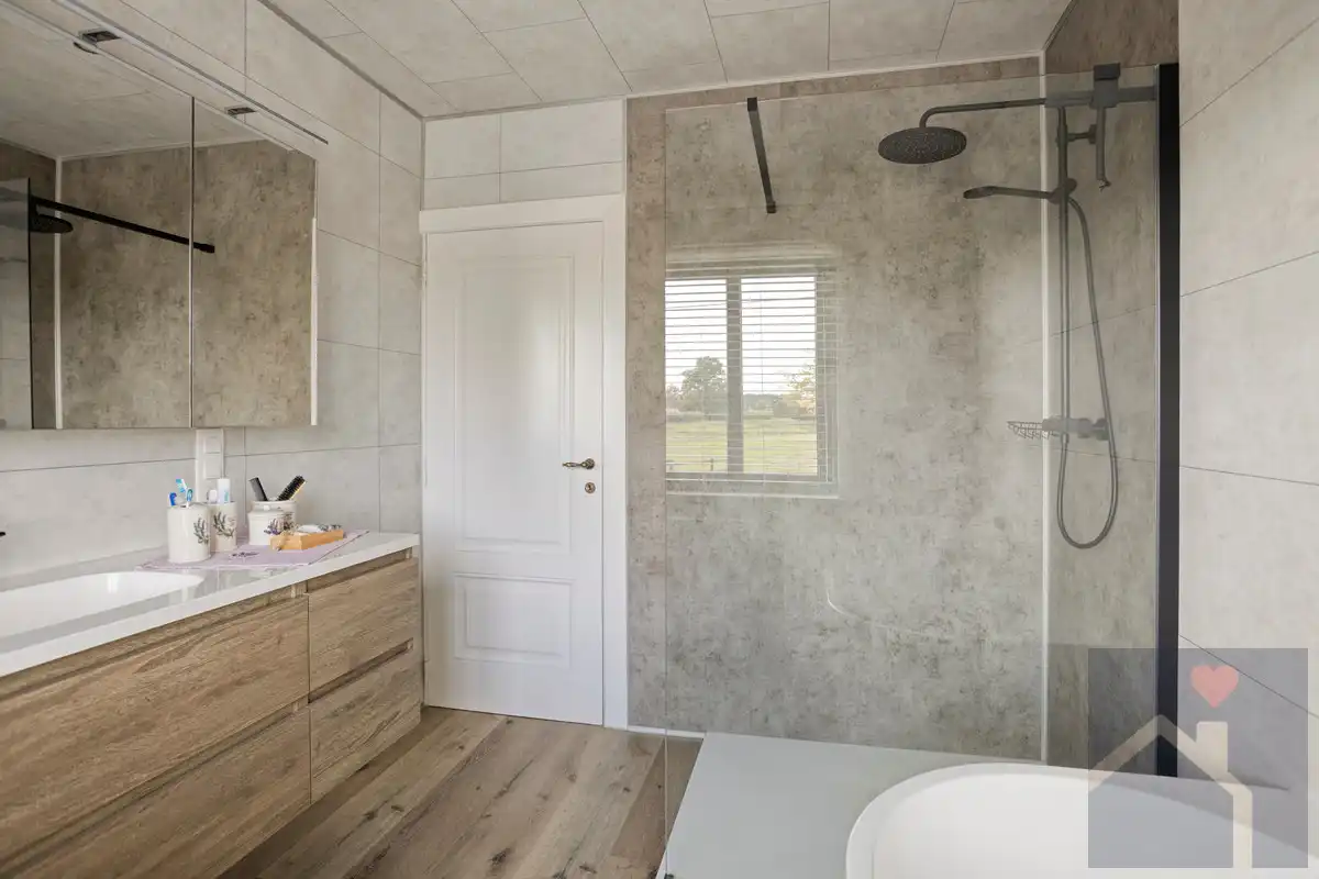 Verrassend ruime, vrijstaande kangoeroewoning met meer dan 300 m² bewoonbare oppervlakte in Rummen! foto 20