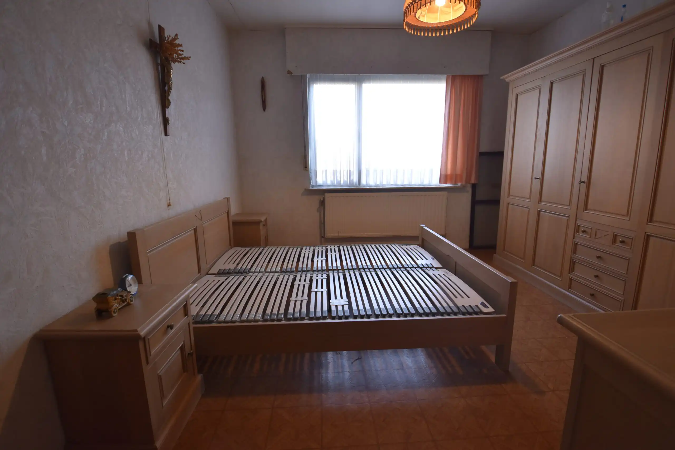 Landelijk gelegen bungalow met 3 slaapkamers en open zicht foto 22