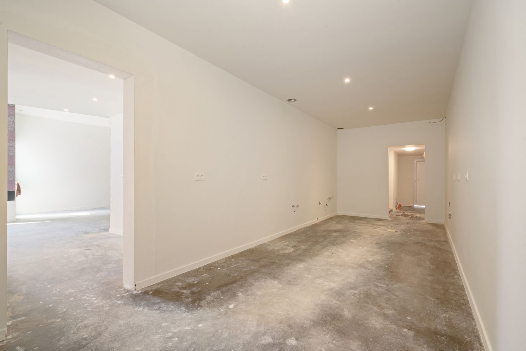 Gebouw voor gemengd gebruik met bovenliggend appartement  foto 7