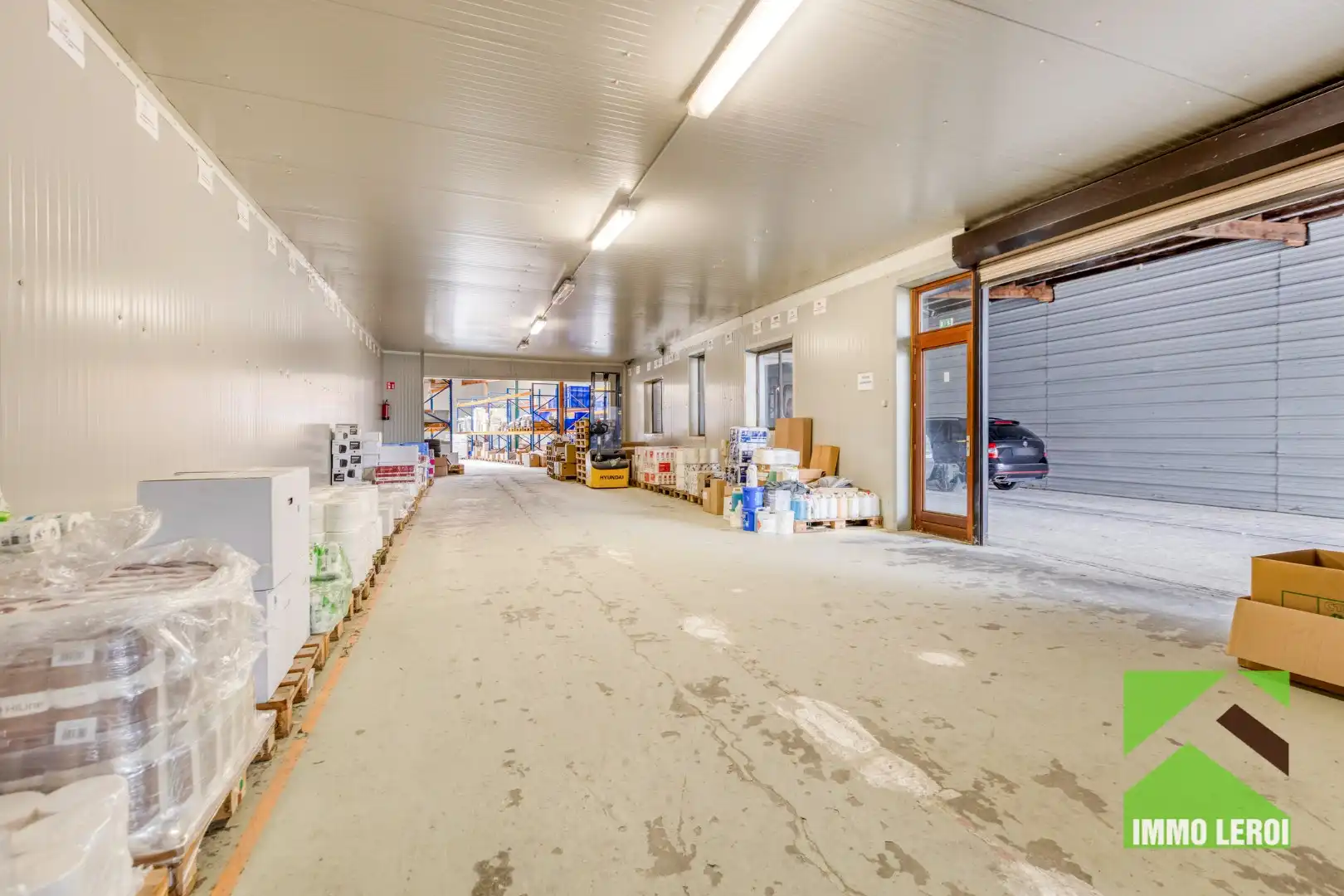 Ruime woning + 400m² opslagruimte/ werkplaats - Tongeren-Noord foto 2