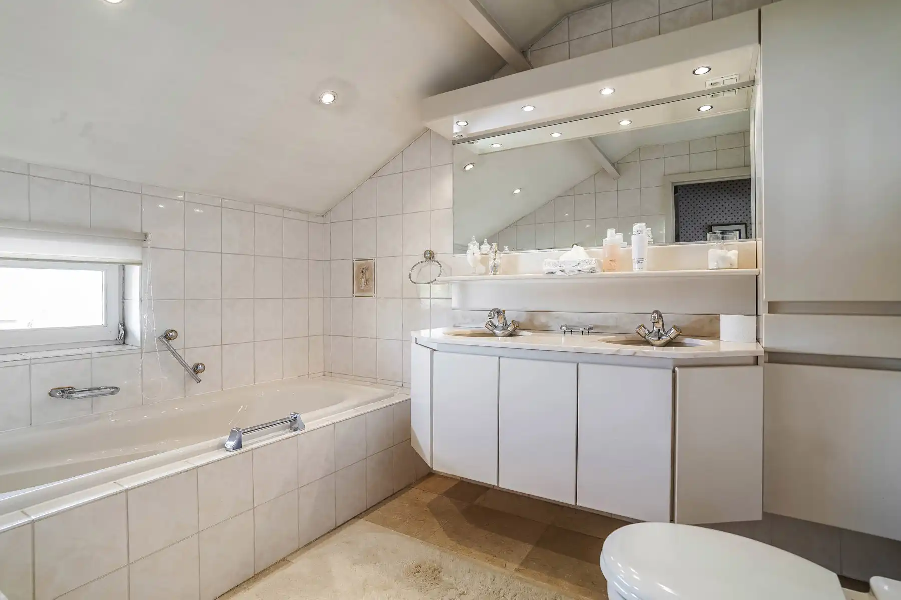 Ruime vrijstaande woning te Londerzeel foto 28