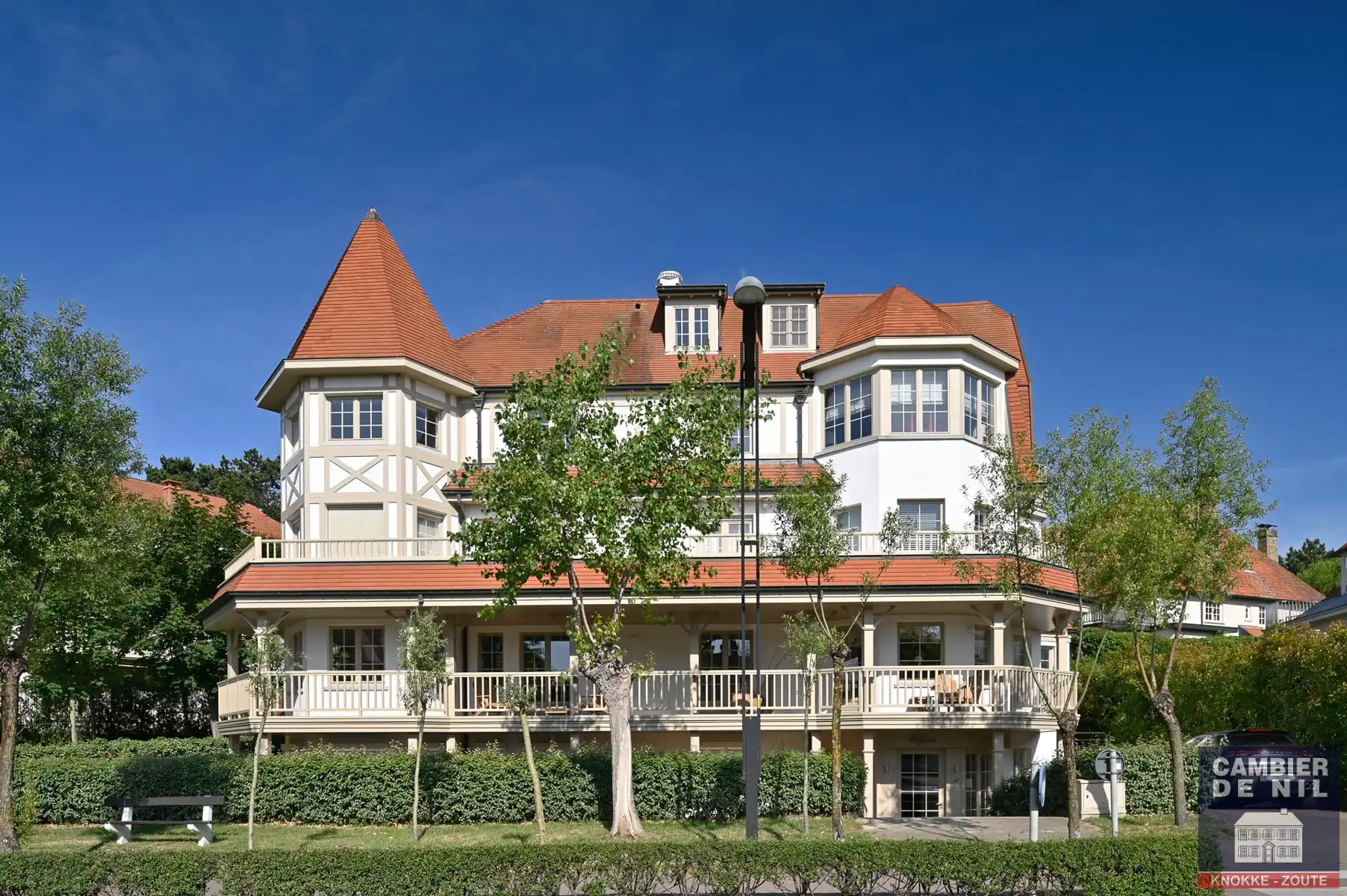 Ruim hoekappartment met terrassen, op enkele passen van het Albertplein foto 20