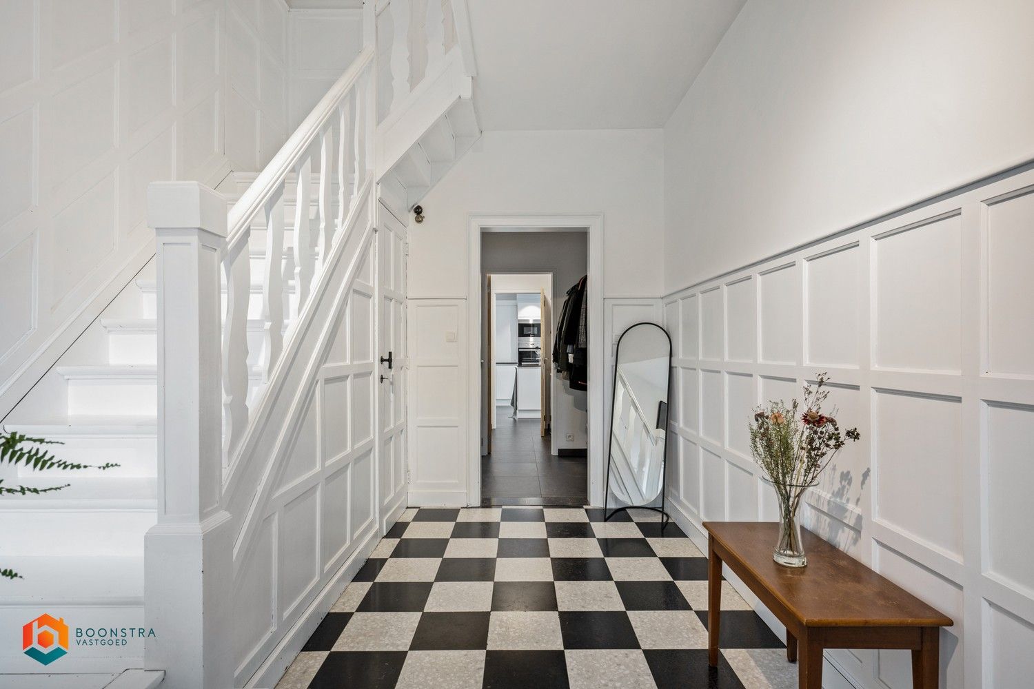 Gerenoveerde woning met 4 slpkrs te Mechelen foto 13