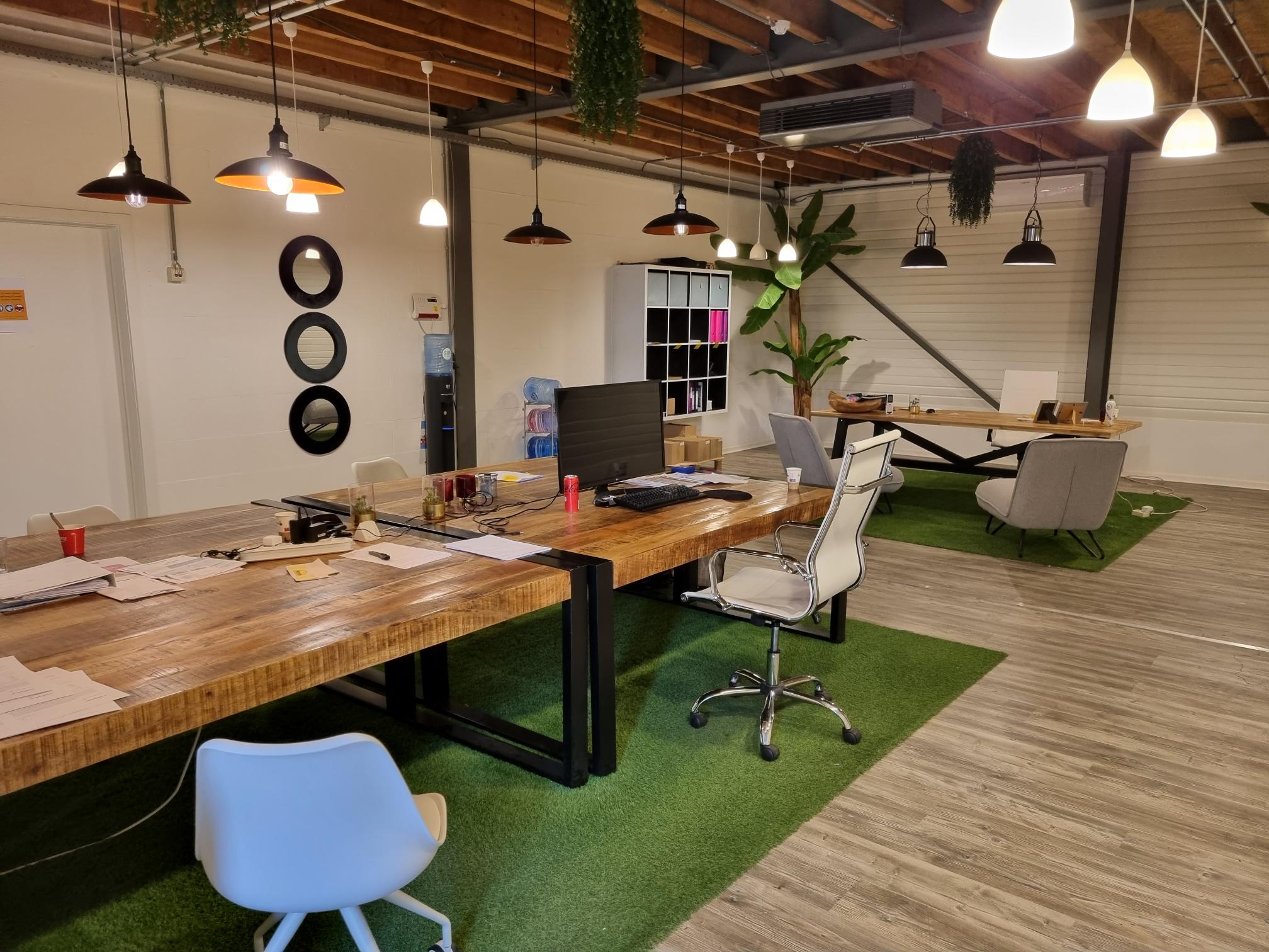 Kantoor (170m²) / opslagruimte ( 50m²) Sint-Niklaas foto 5