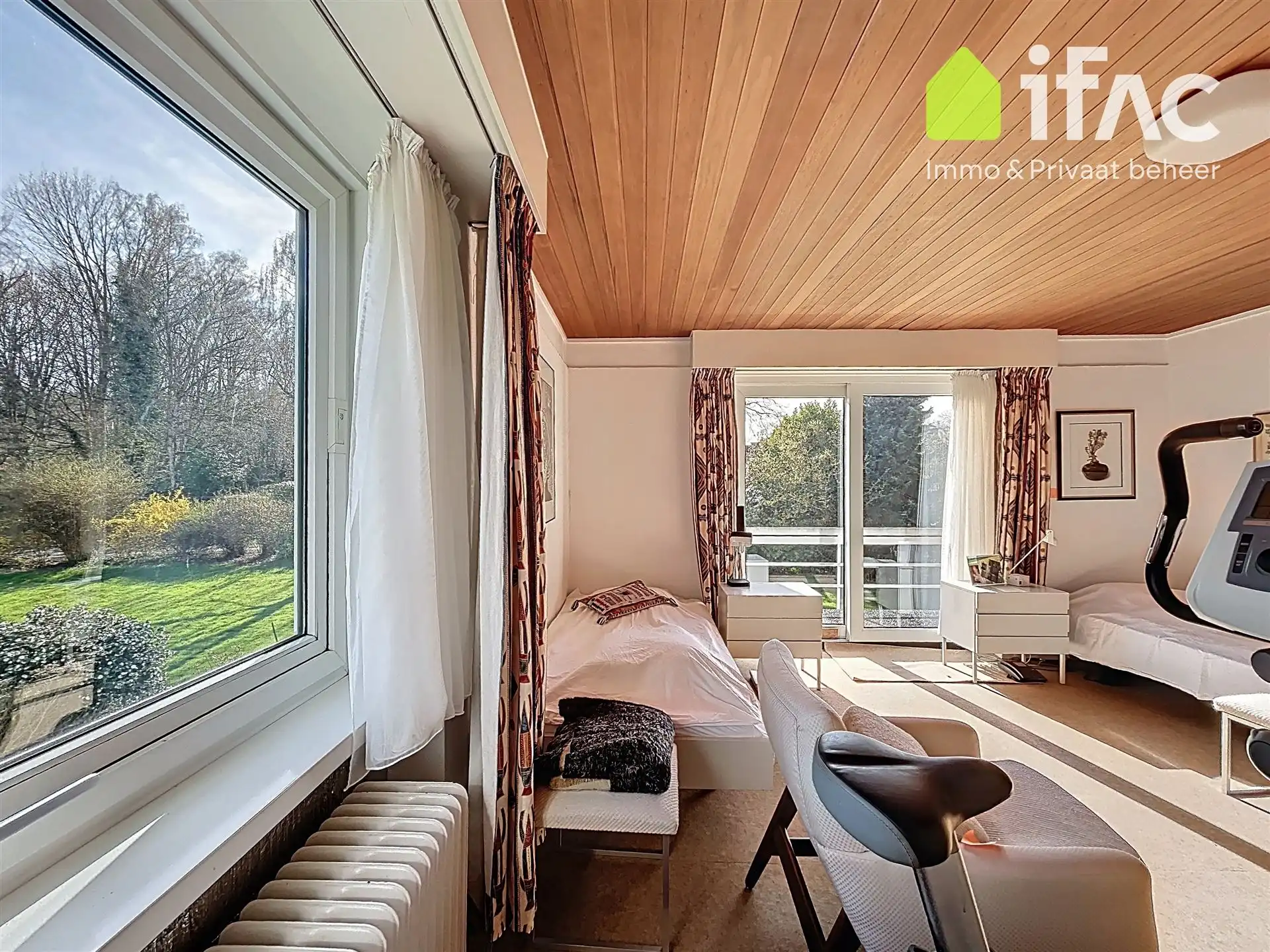 Fantastisch gelegen villa met heel veel lichtinval foto 19